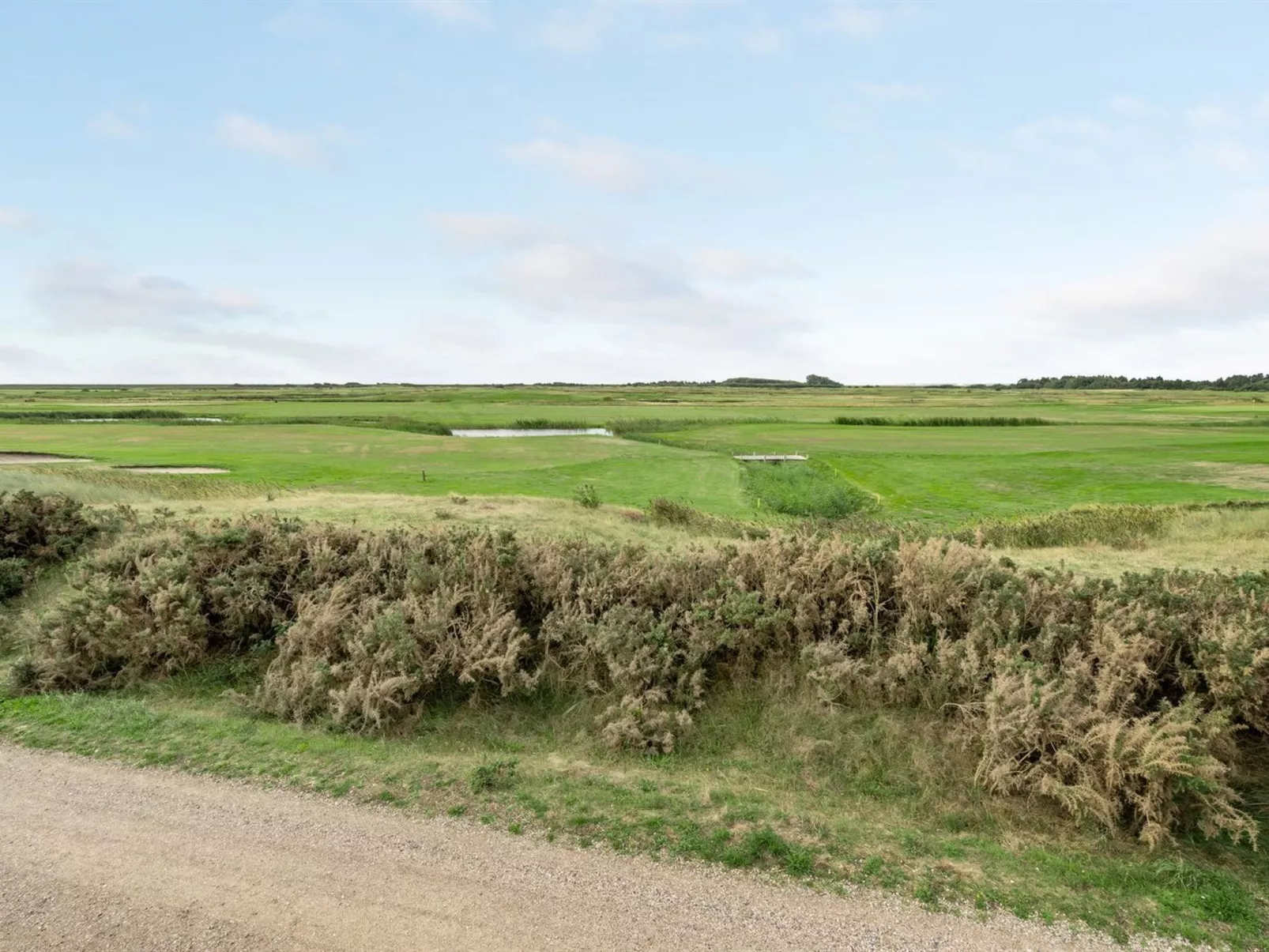 "Hugo" - 2.5km from the sea-Outside