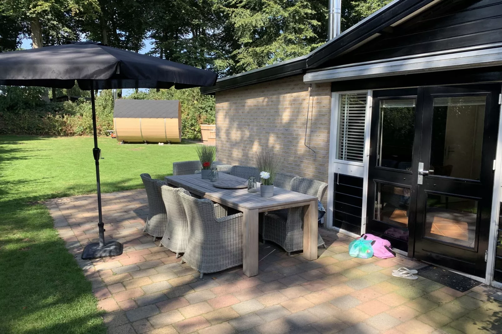 't Voortsche Boshuys-Exterior summer