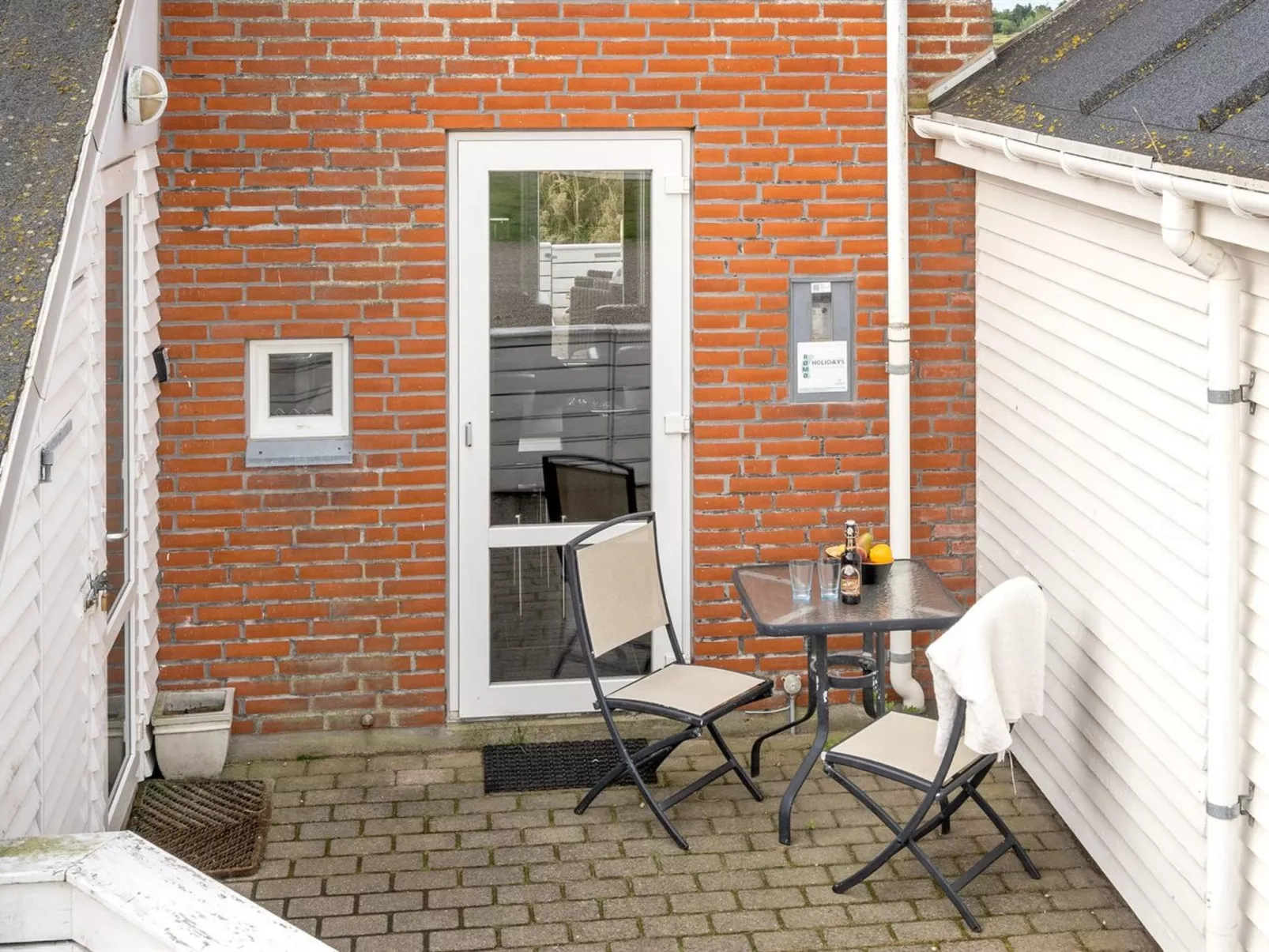 "Hugo" - 2.5km from the sea-Outside