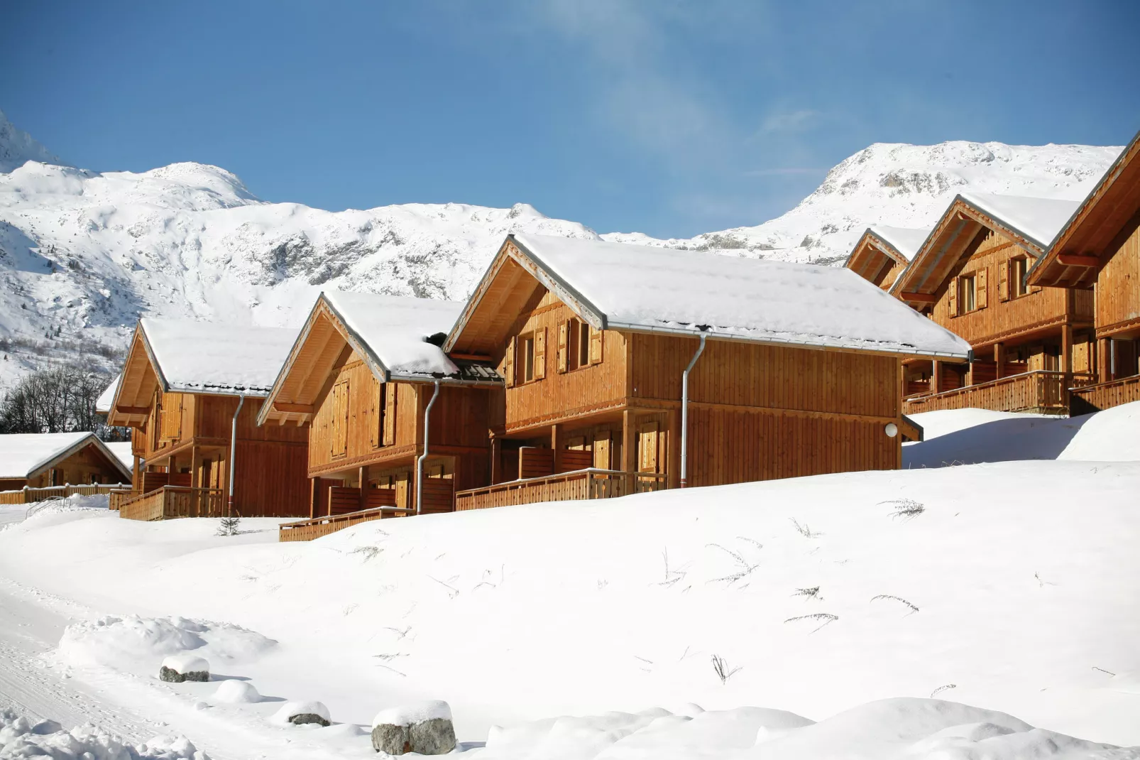 Les Chalets de l'Arvan II 2-Exterior winter