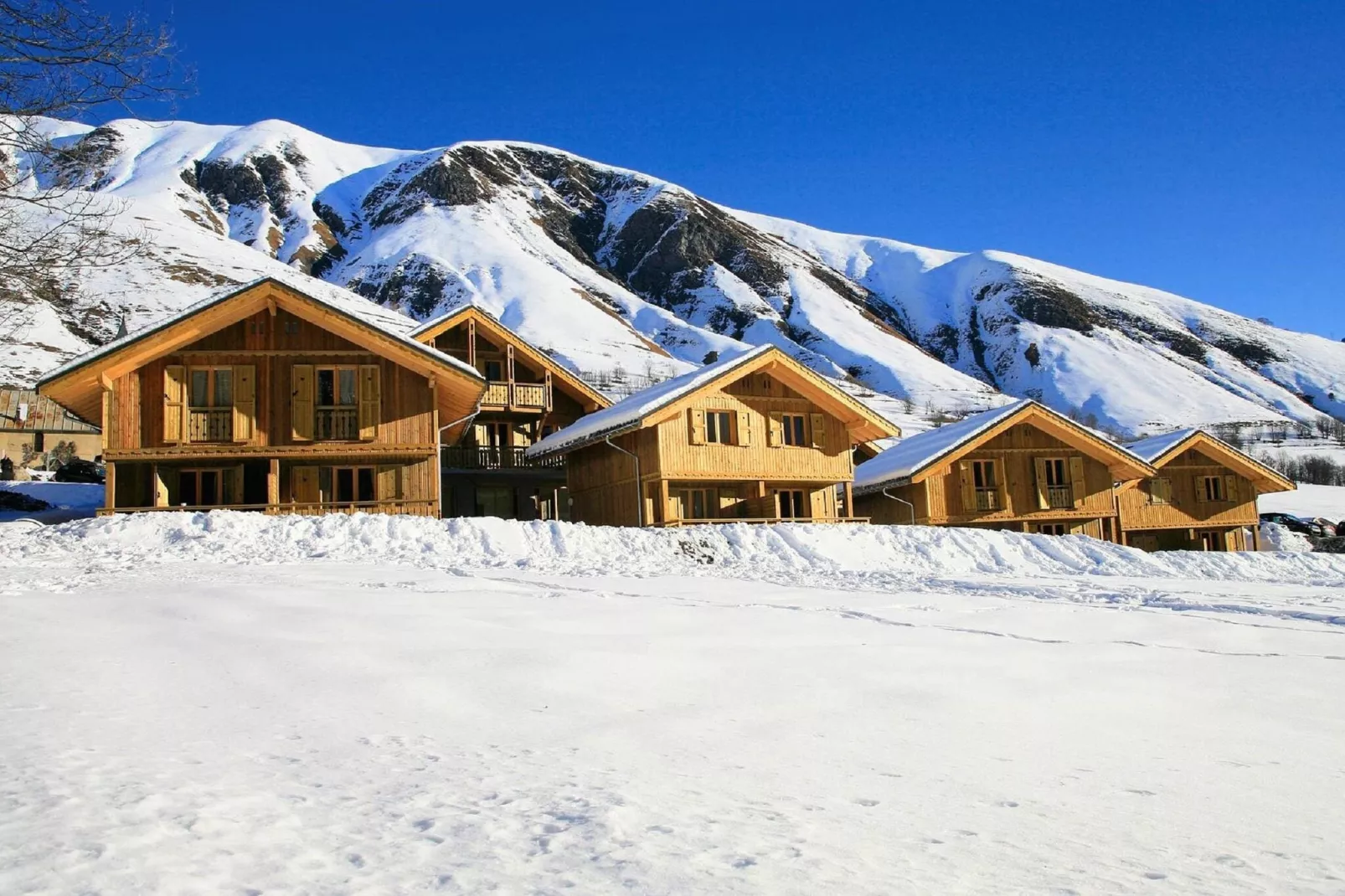 Les Chalets de l'Arvan II 2-Exterior winter