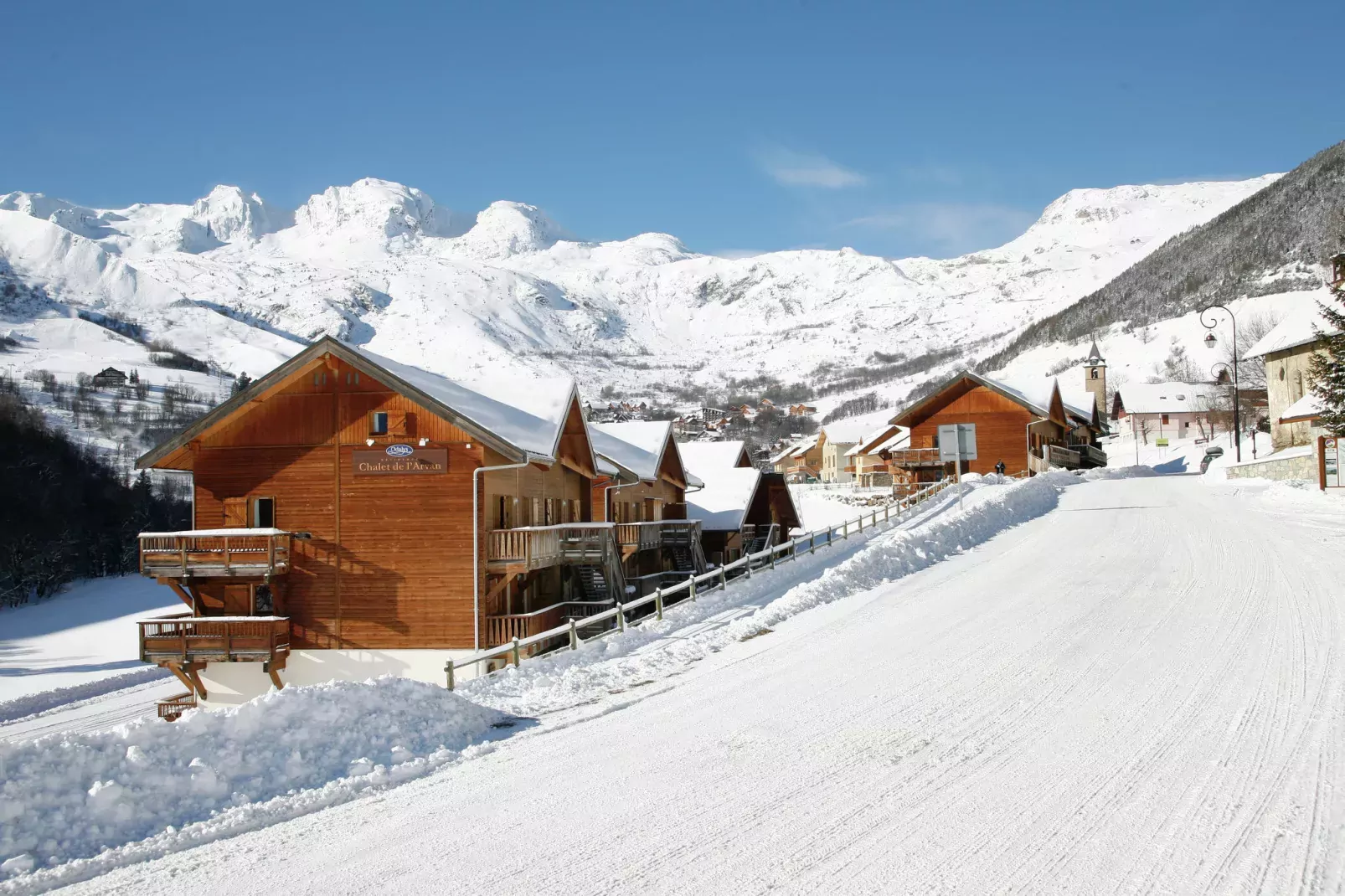Les Chalets de l'Arvan II 2-Exterior winter