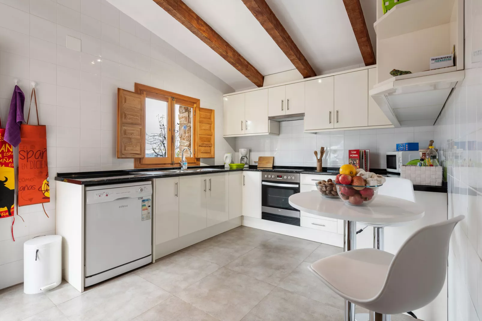Masia Vinaixa - Kitchen