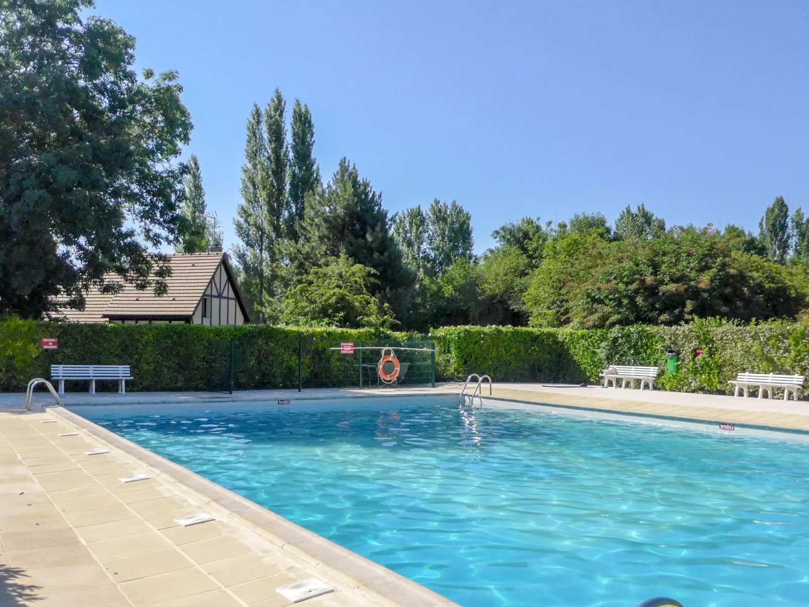 Le Clos du Golf-Drinnen