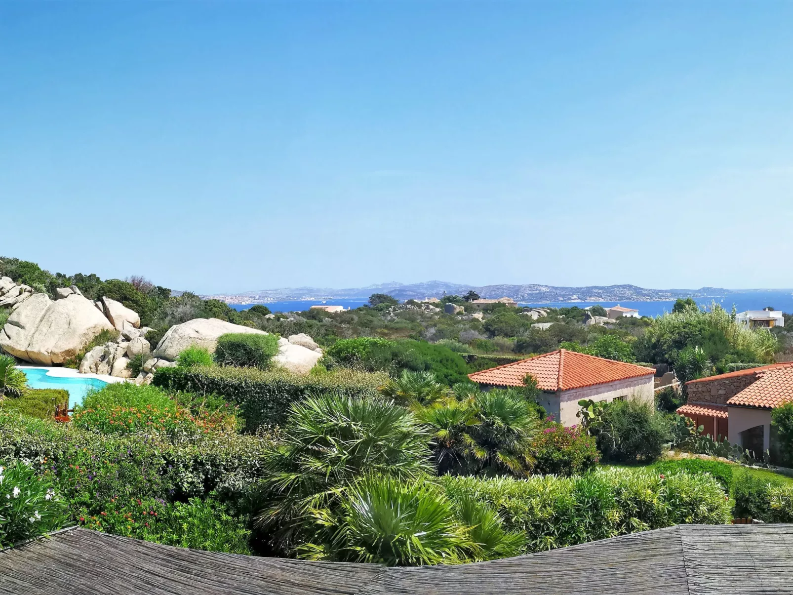 Le Rocce (PAU219)-Outside