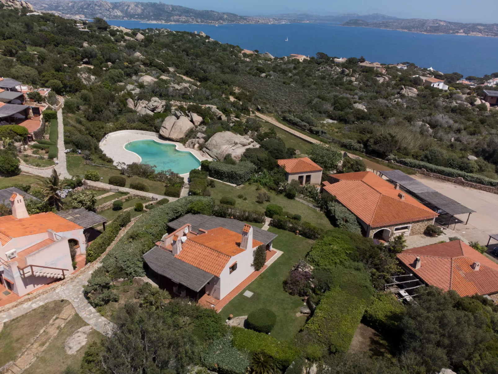 Le Rocce (PAU219)-Outside