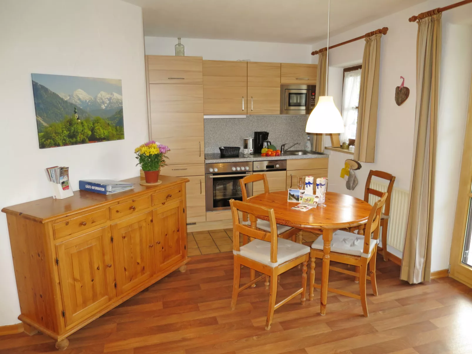 Wohnung 5 (Am Sonneneck)-Drinnen