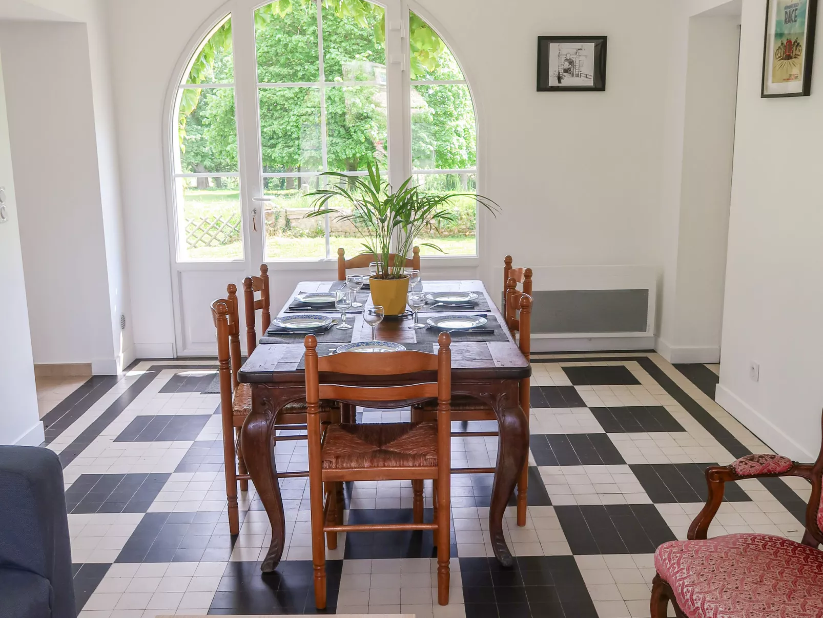 Maison Sainte Claire-Inside