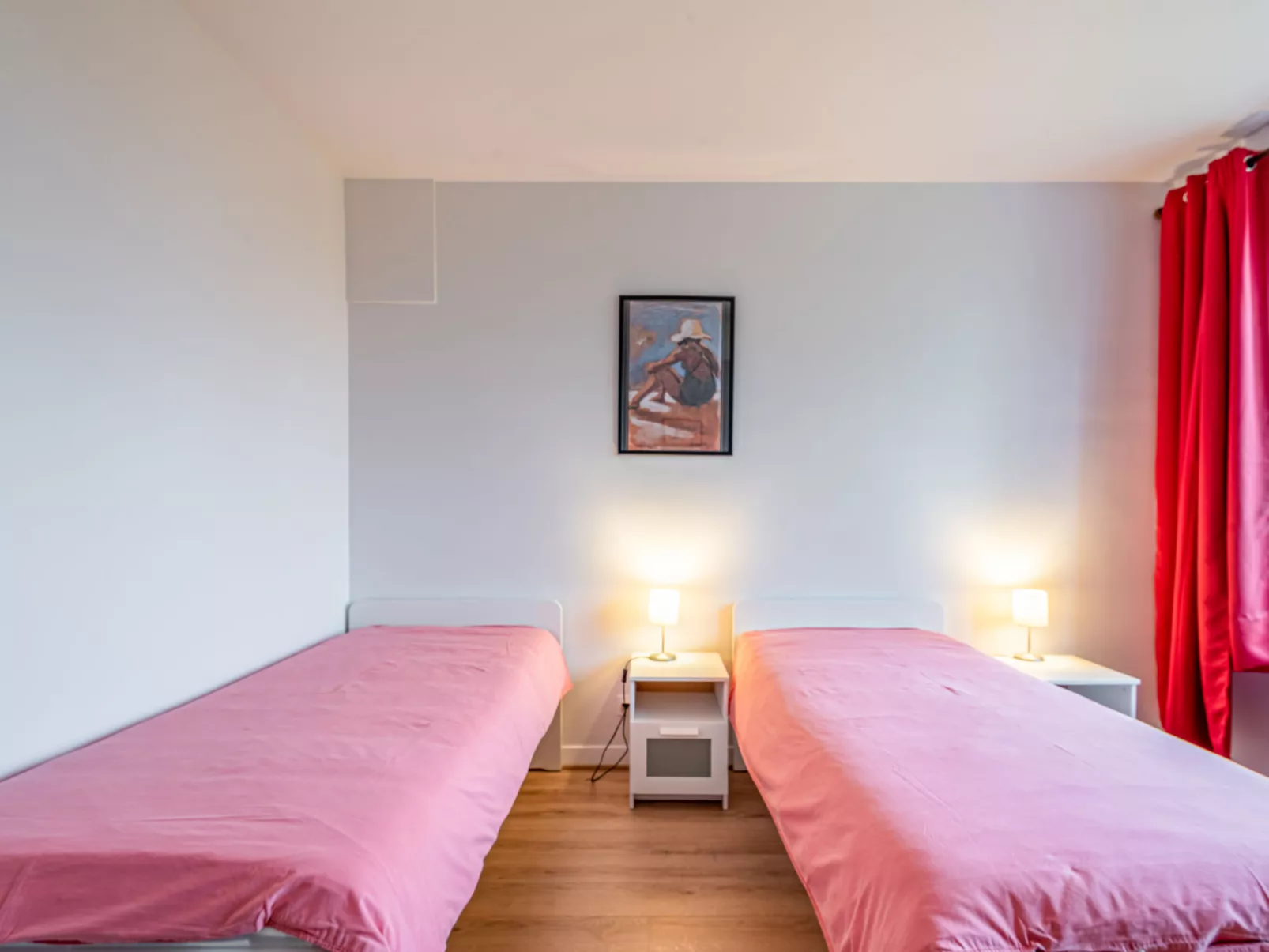 Maison Sainte Claire-Inside