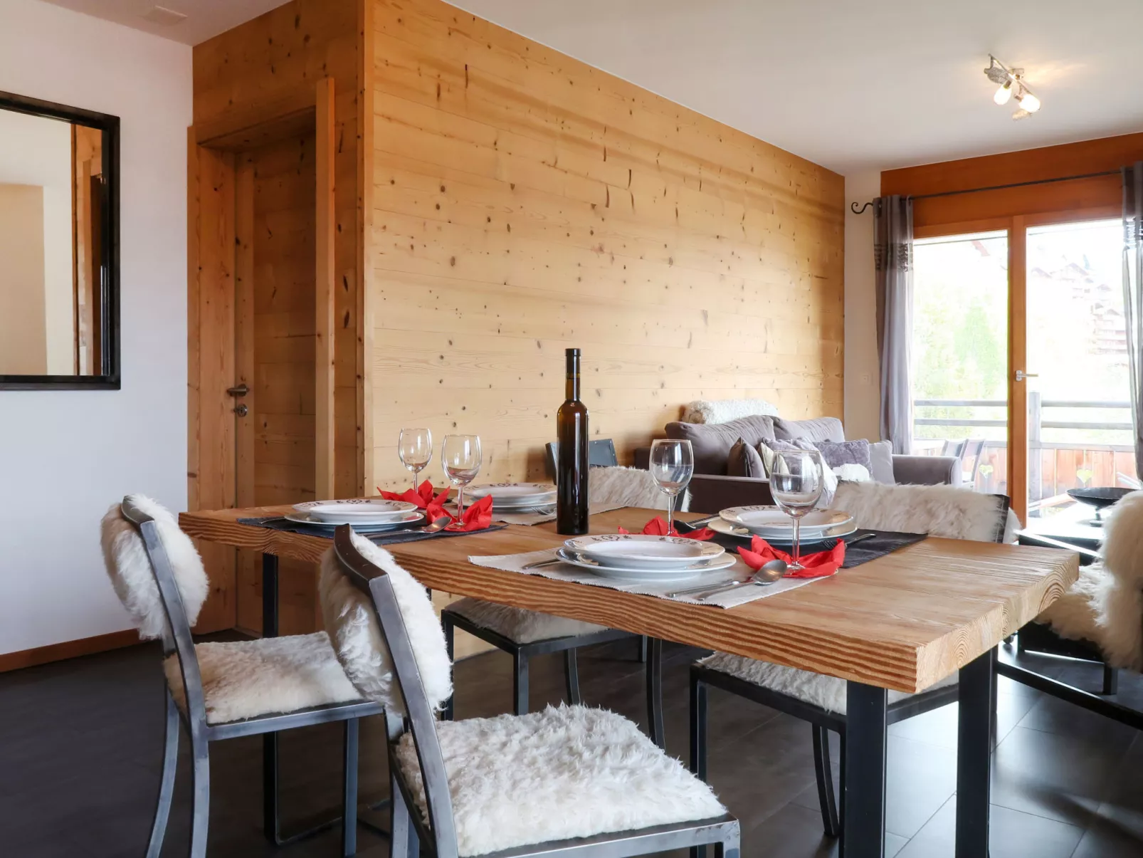Ferme de Sandra F2-Inside