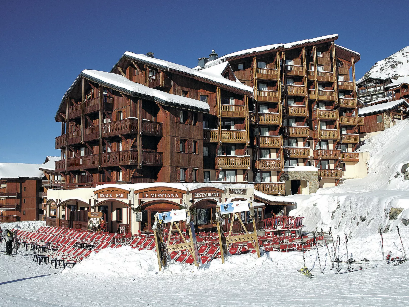 Village Montana-Draußen