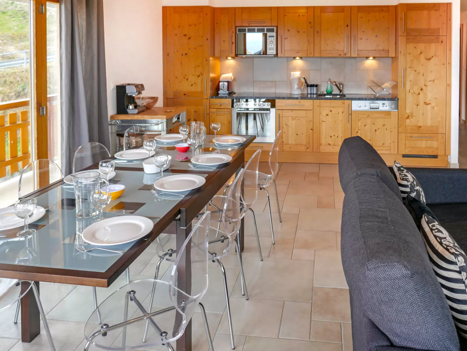 Domaine des Reines D14-Inside