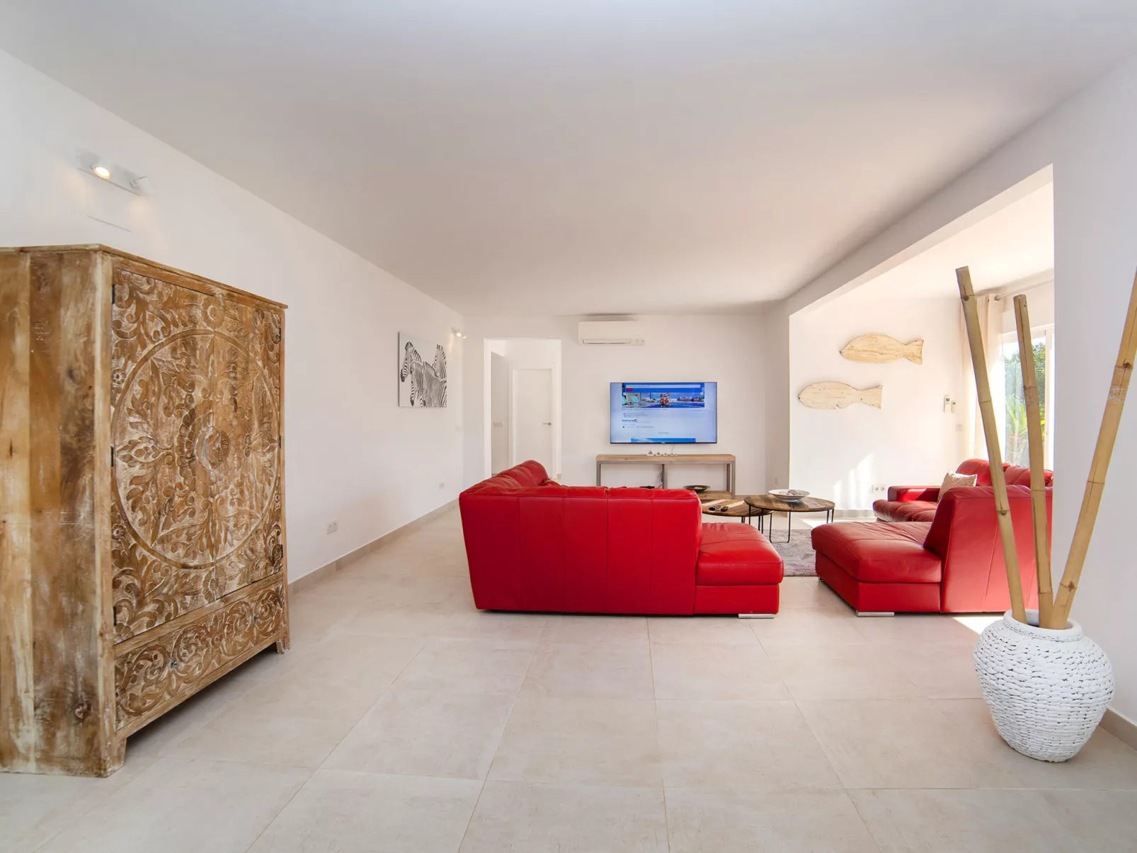 Villa del Maestro-Inside