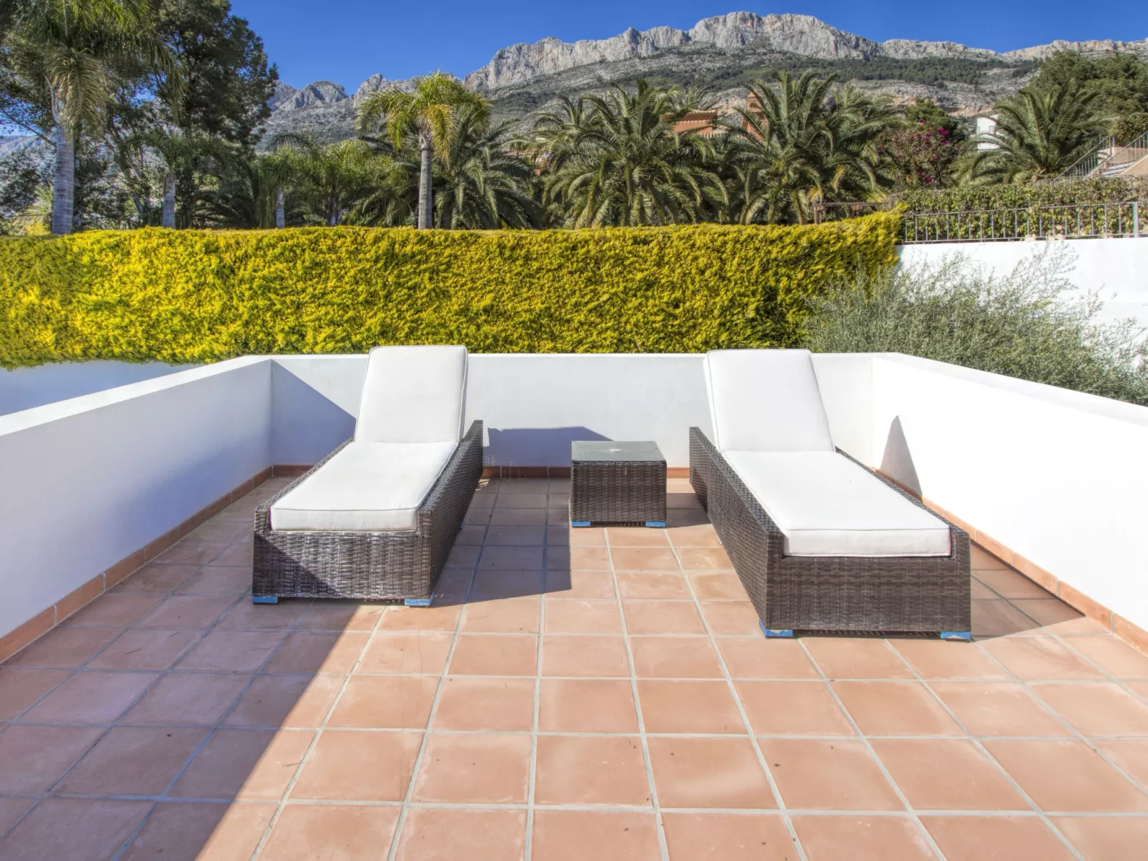 Villa del Maestro-Outside