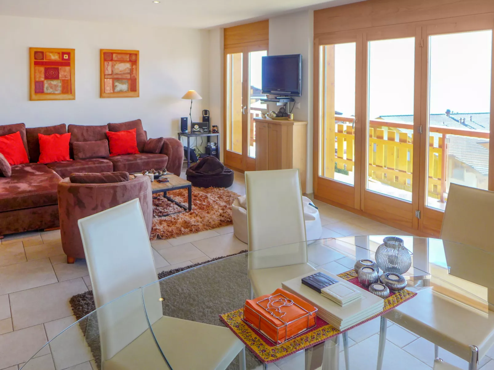 Domaine des Reines B4-Inside