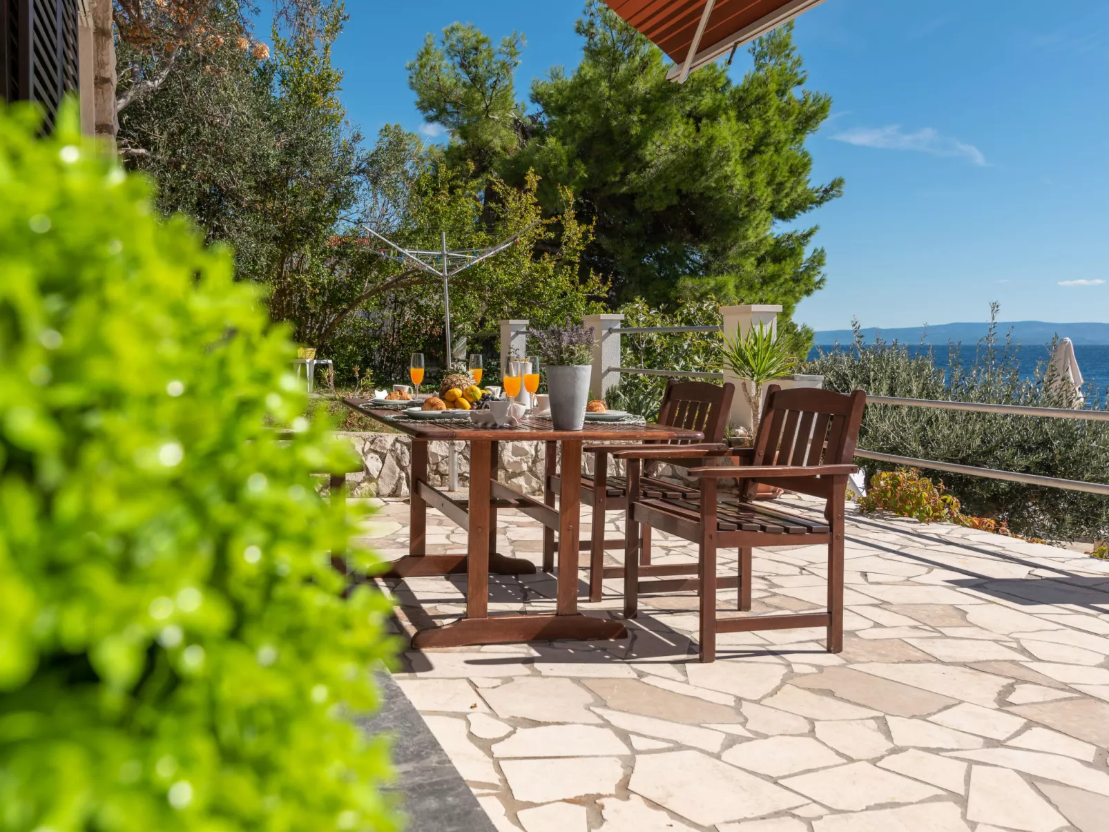Villa Pinia-Dedans