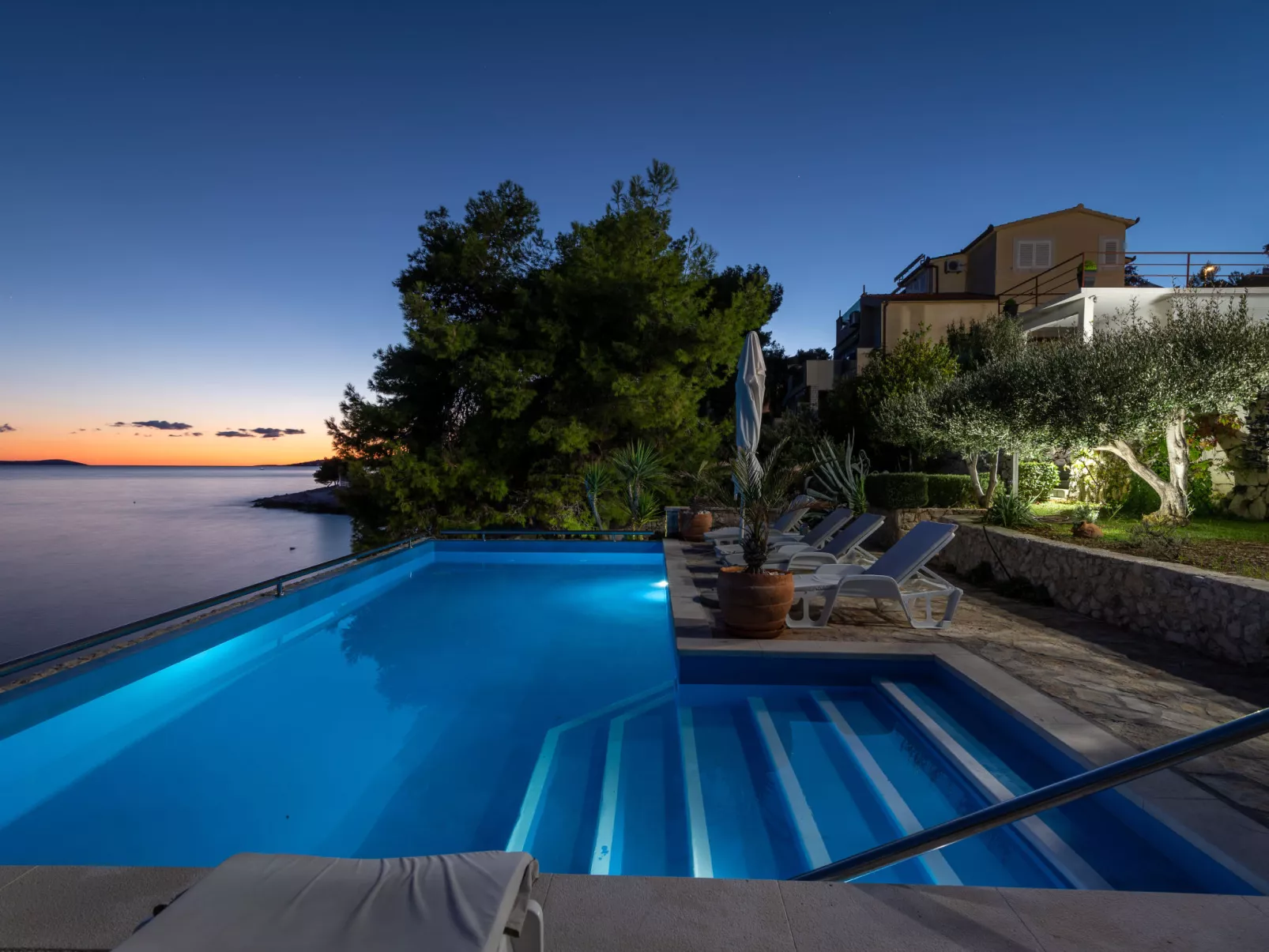 Villa Pinia - Draußen