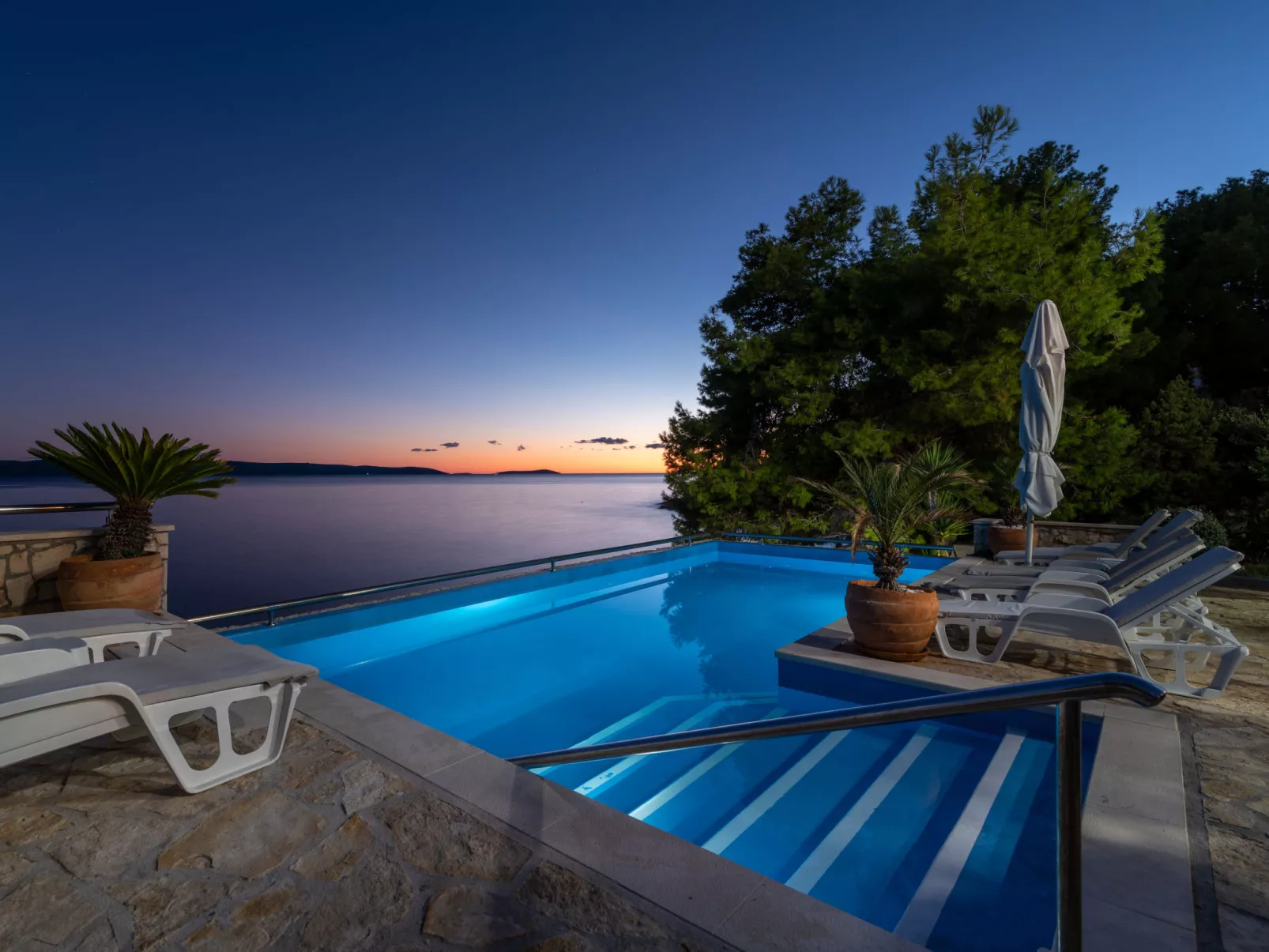 Villa Pinia - Draußen