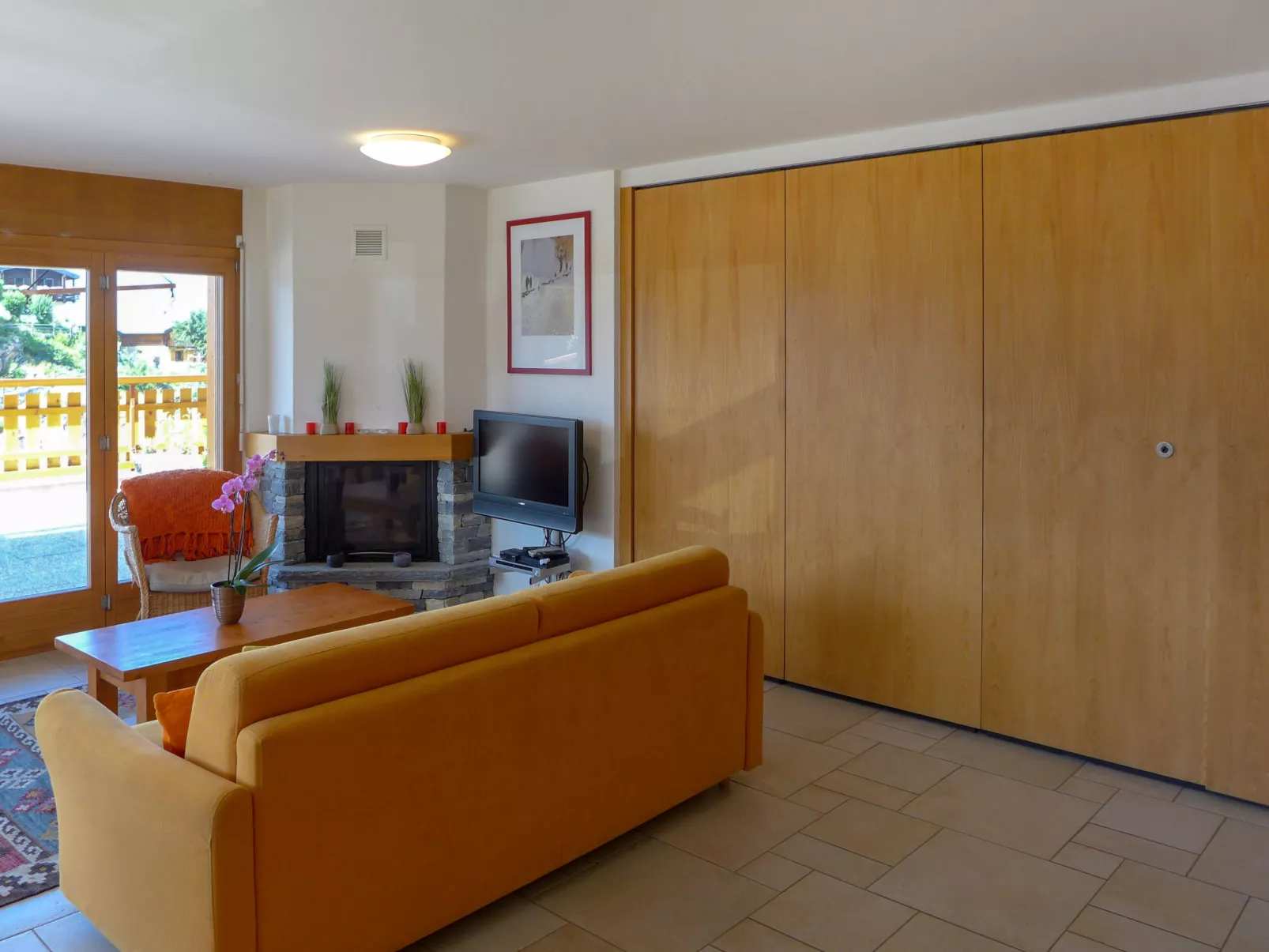 Domaine des Reines D1A-Inside