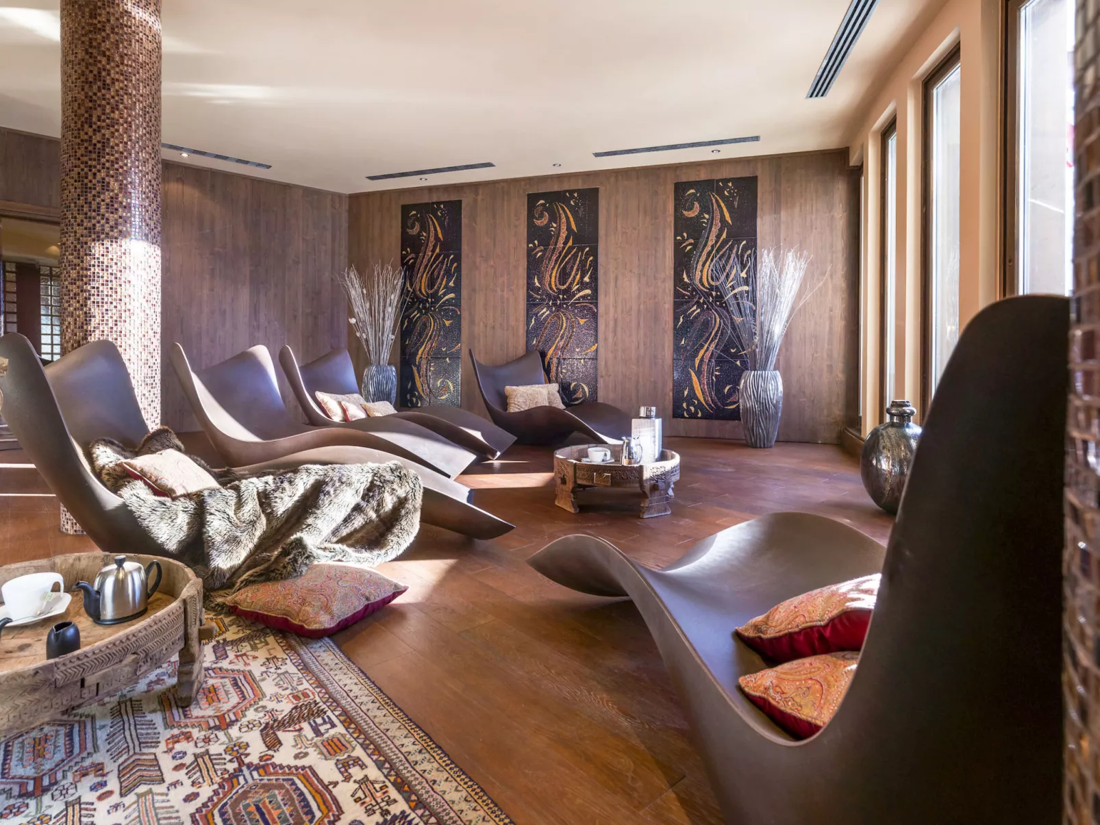 Le Hameau du Kashmir-Drinnen