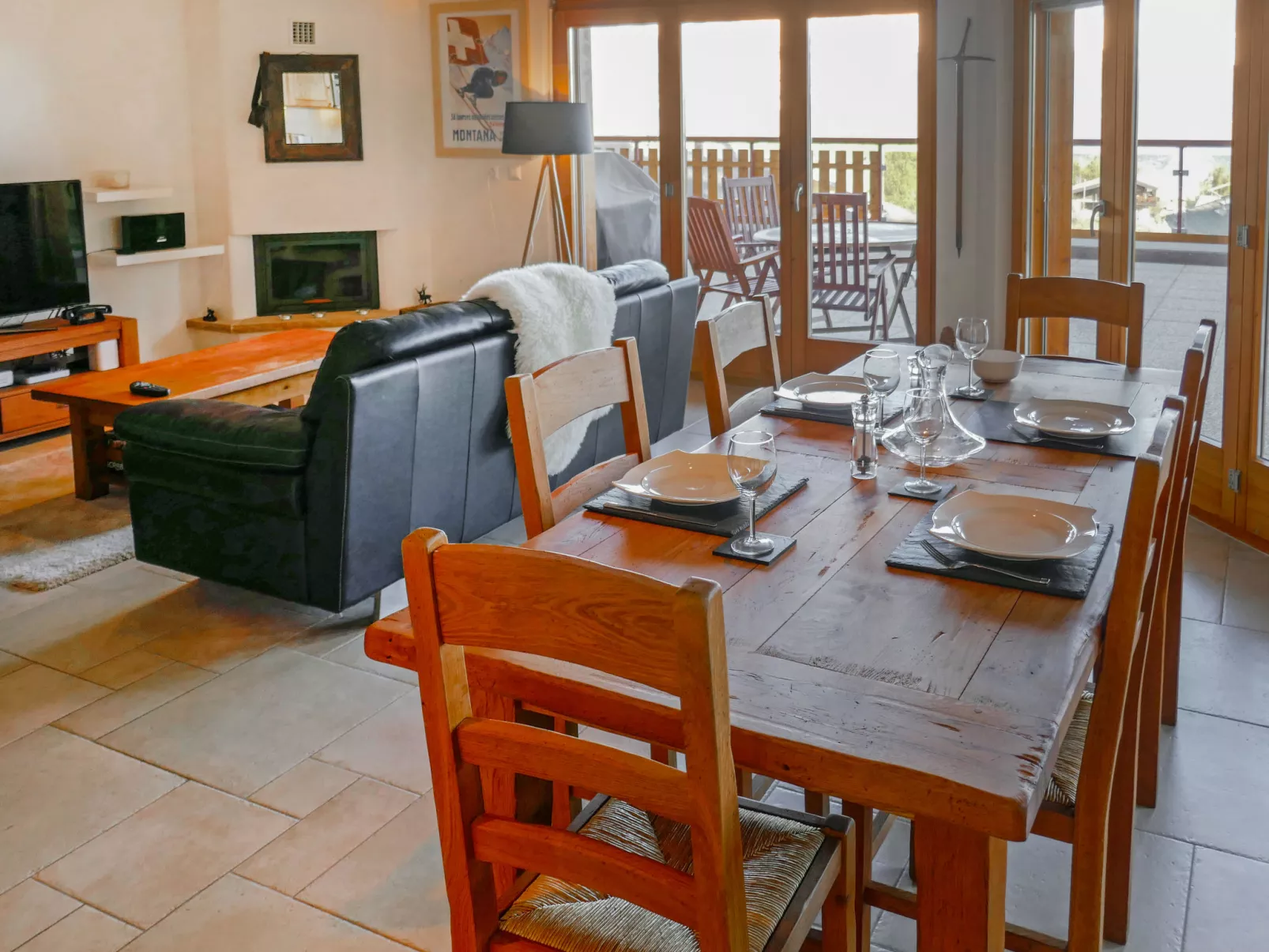 Domaine des Reines A2-Inside