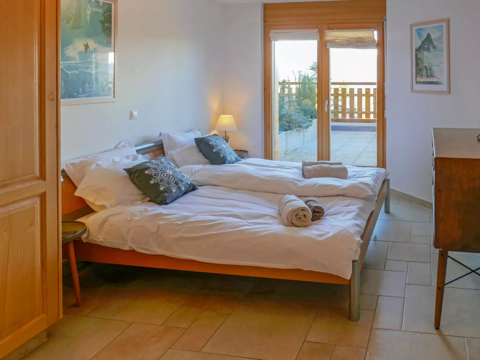 Domaine des Reines A2-Inside