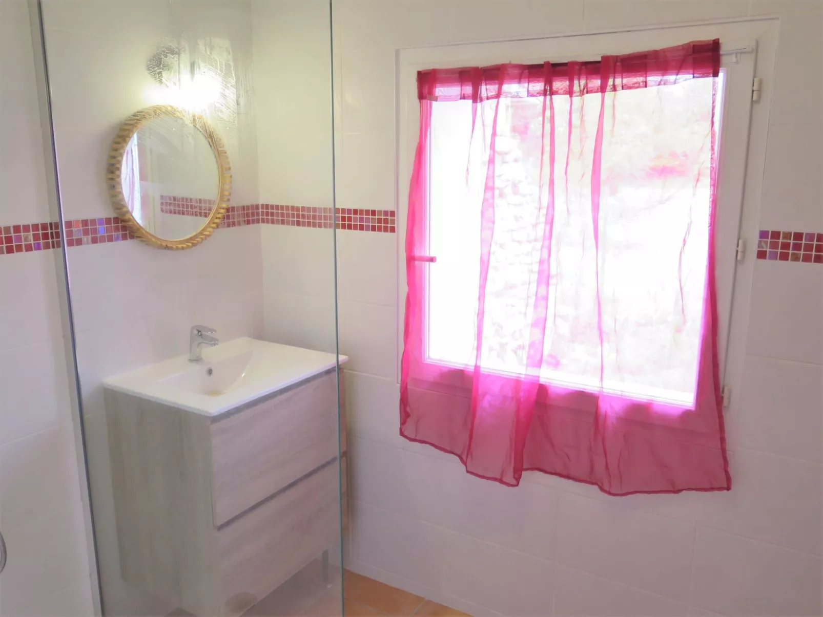 Capucine de Tracanet-Inside