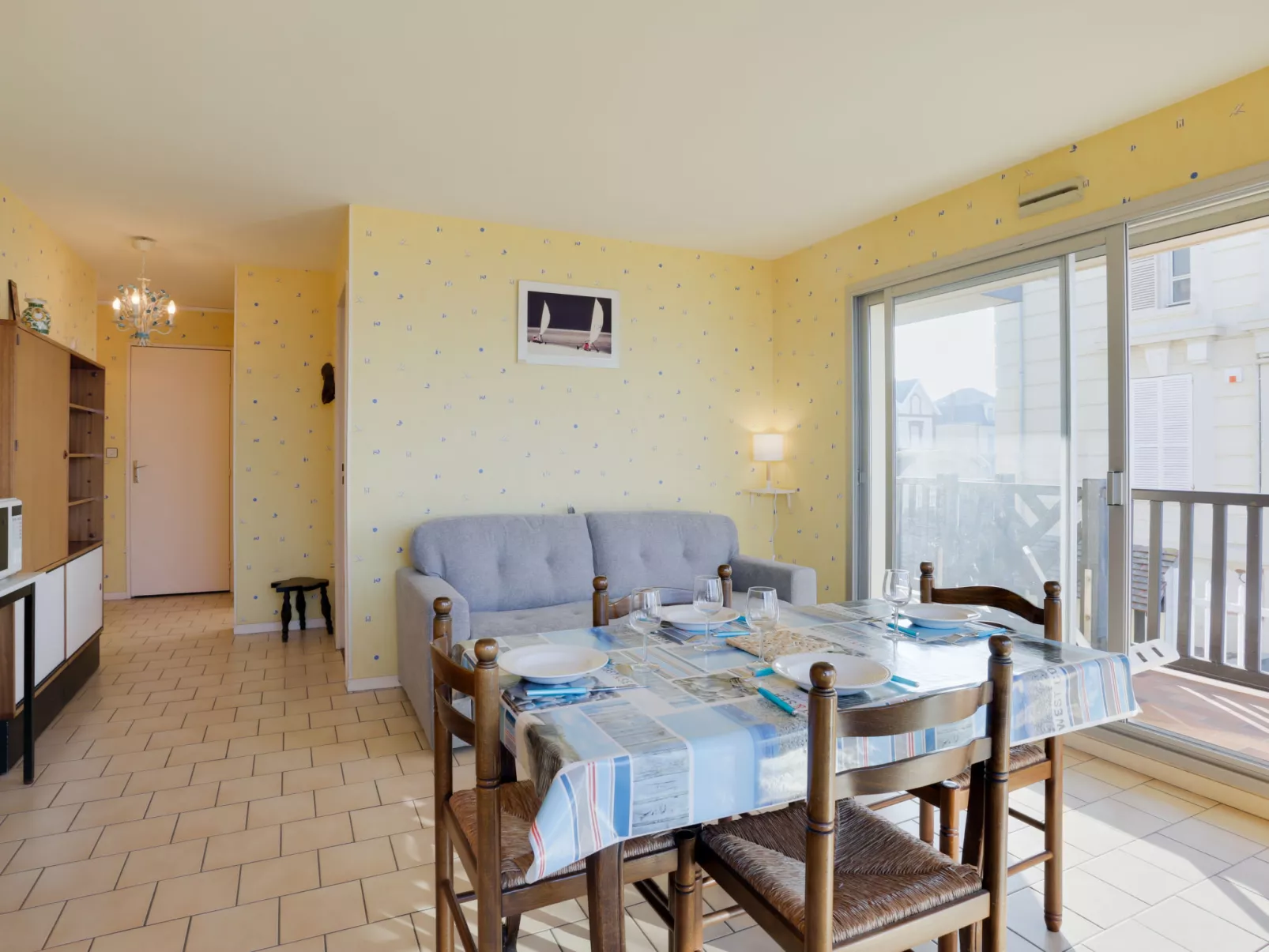 Cabourg Beach-Inside