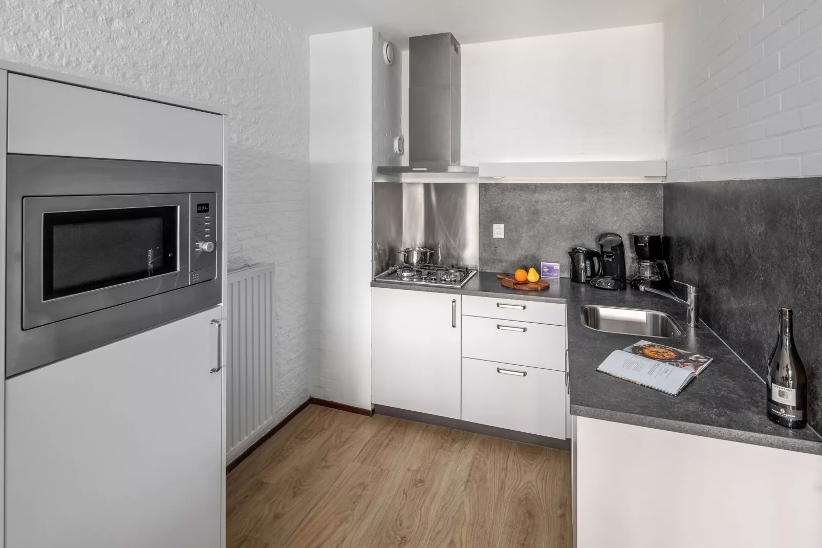 Aquadelta 39-Kitchen