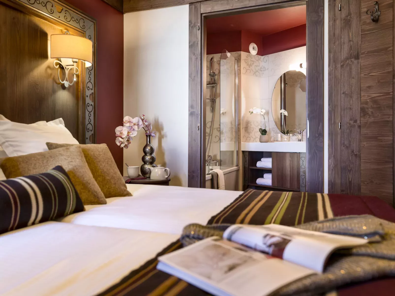 Le Hameau du Kashmir-Inside