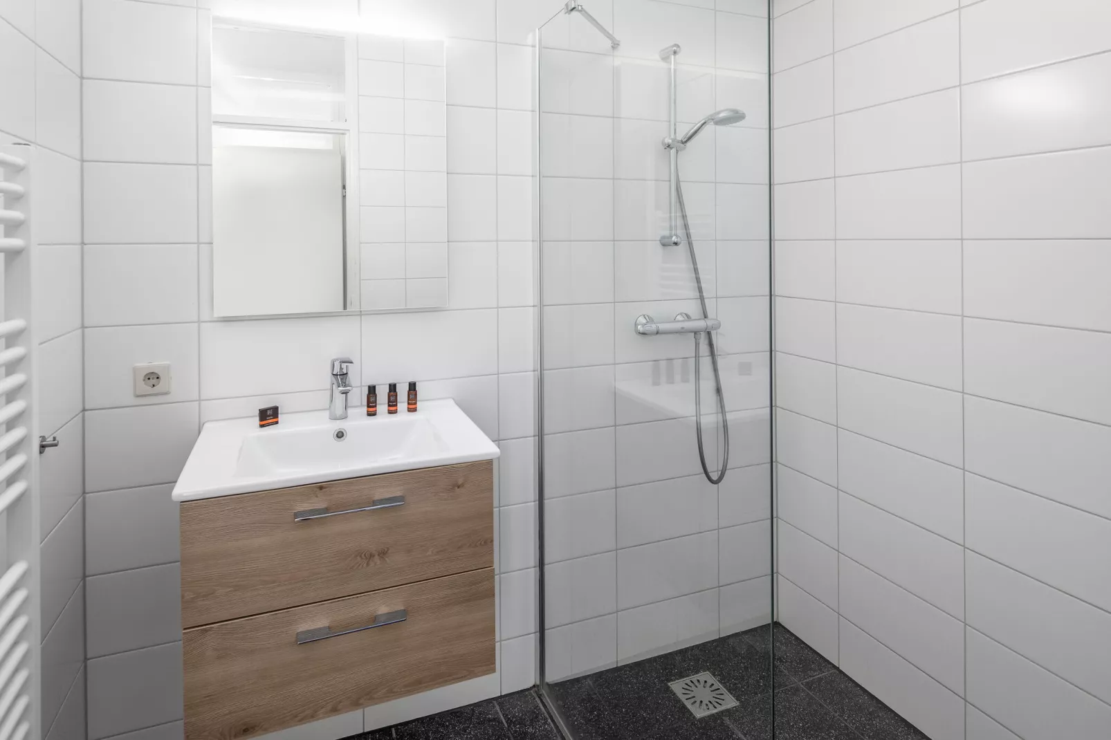 Aquadelta 39-Bathroom