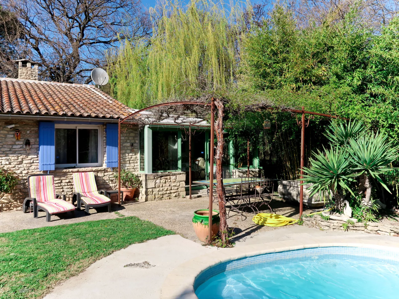 L'Isle sur la Sorgue-Outside
