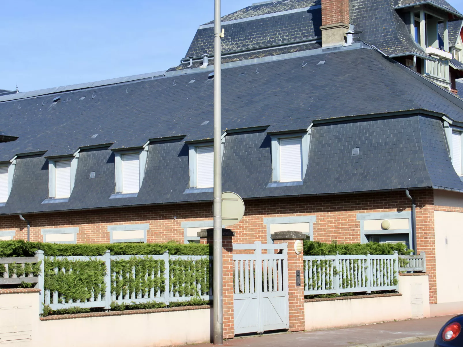 Villa Morny-Outside
