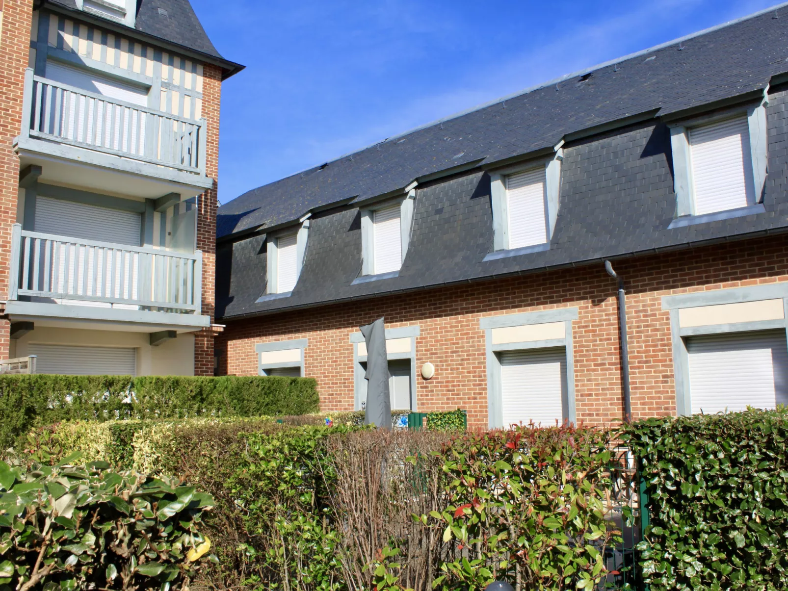 Villa Morny-Outside