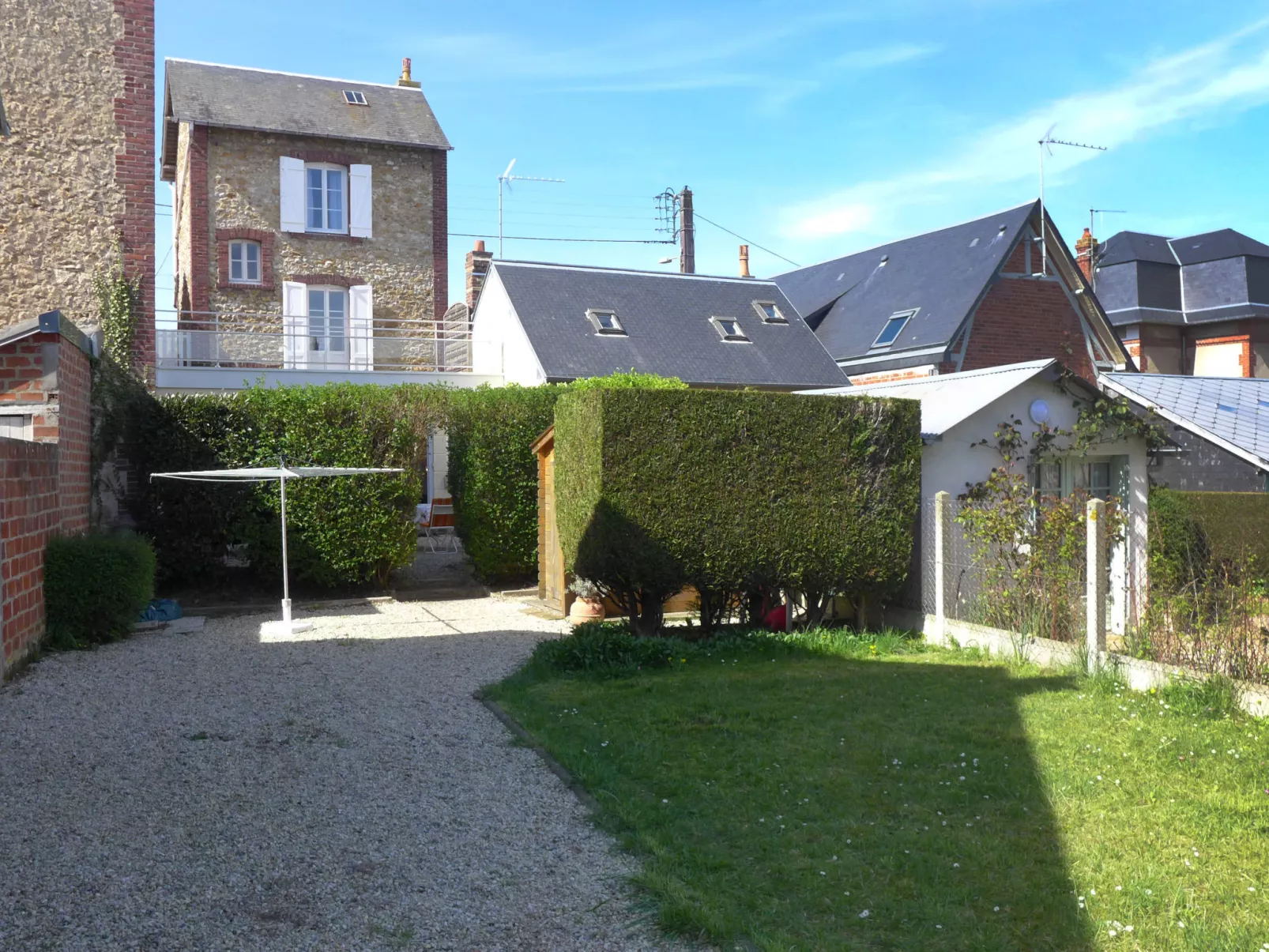 Villa Sandret-Outside