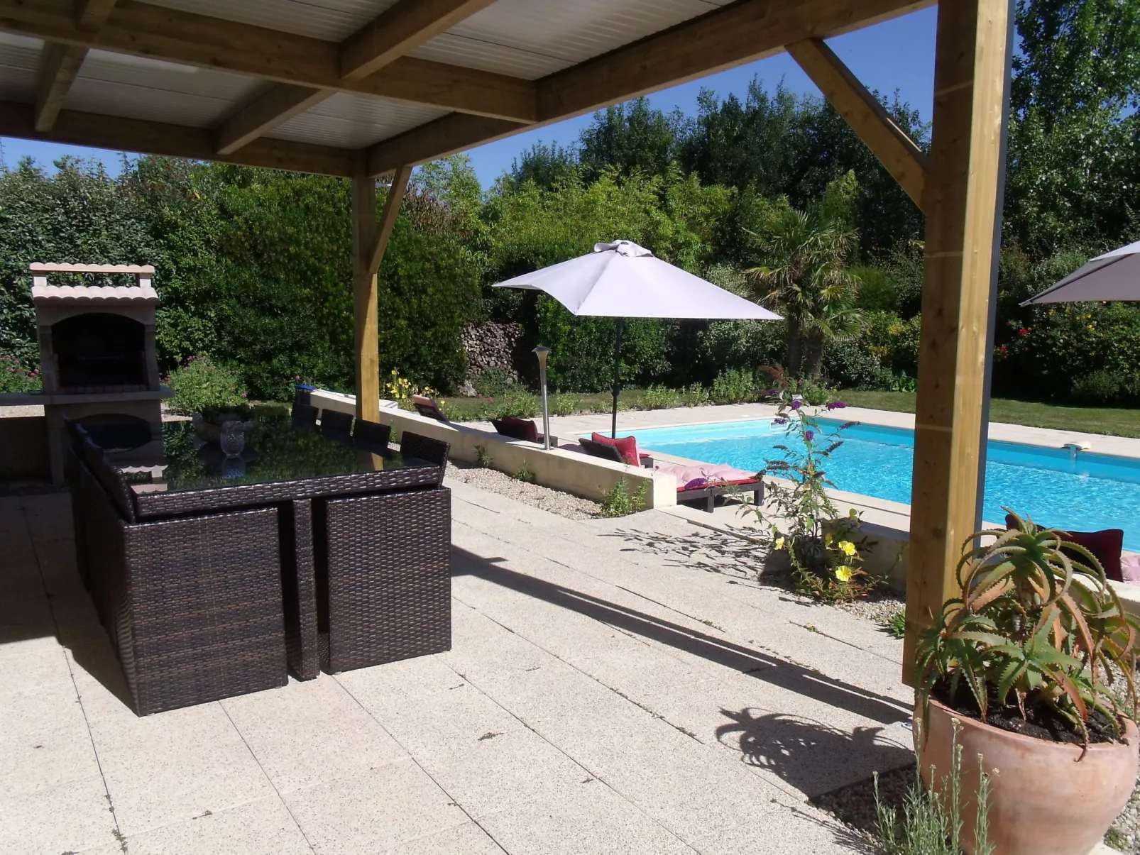 Villa Les Cygnes-Outside