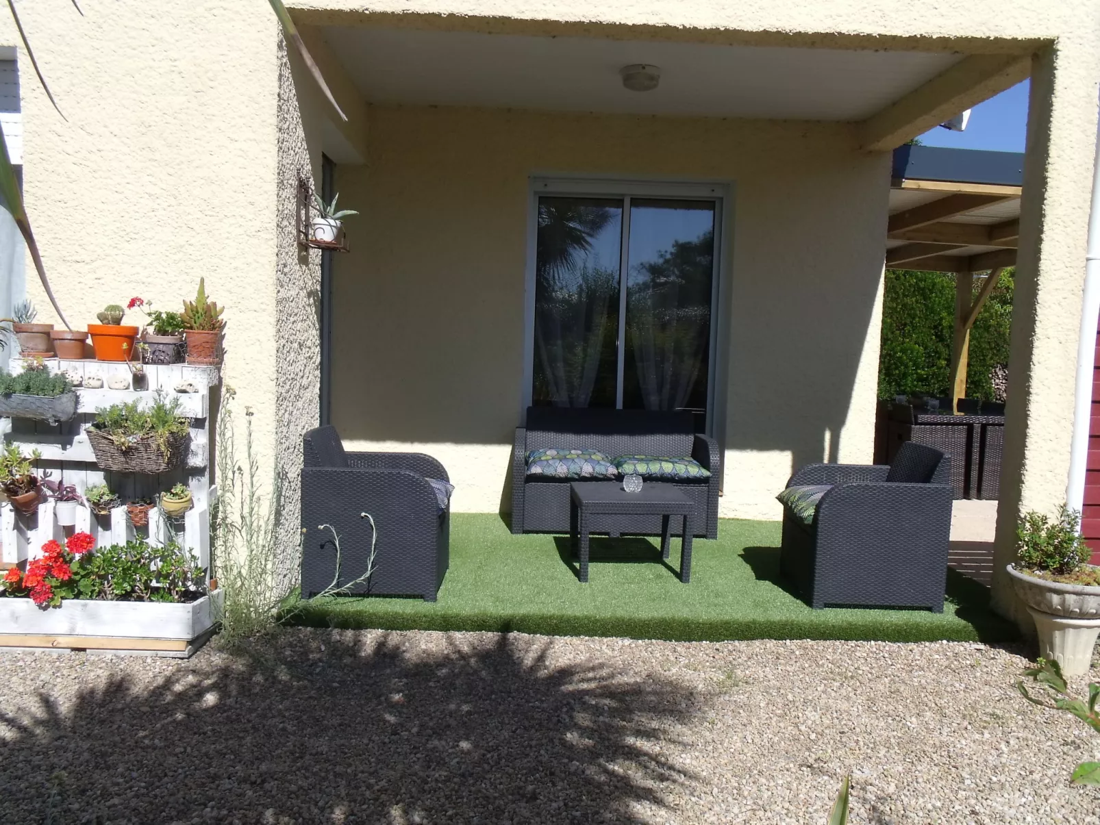Villa Les Cygnes-Outside