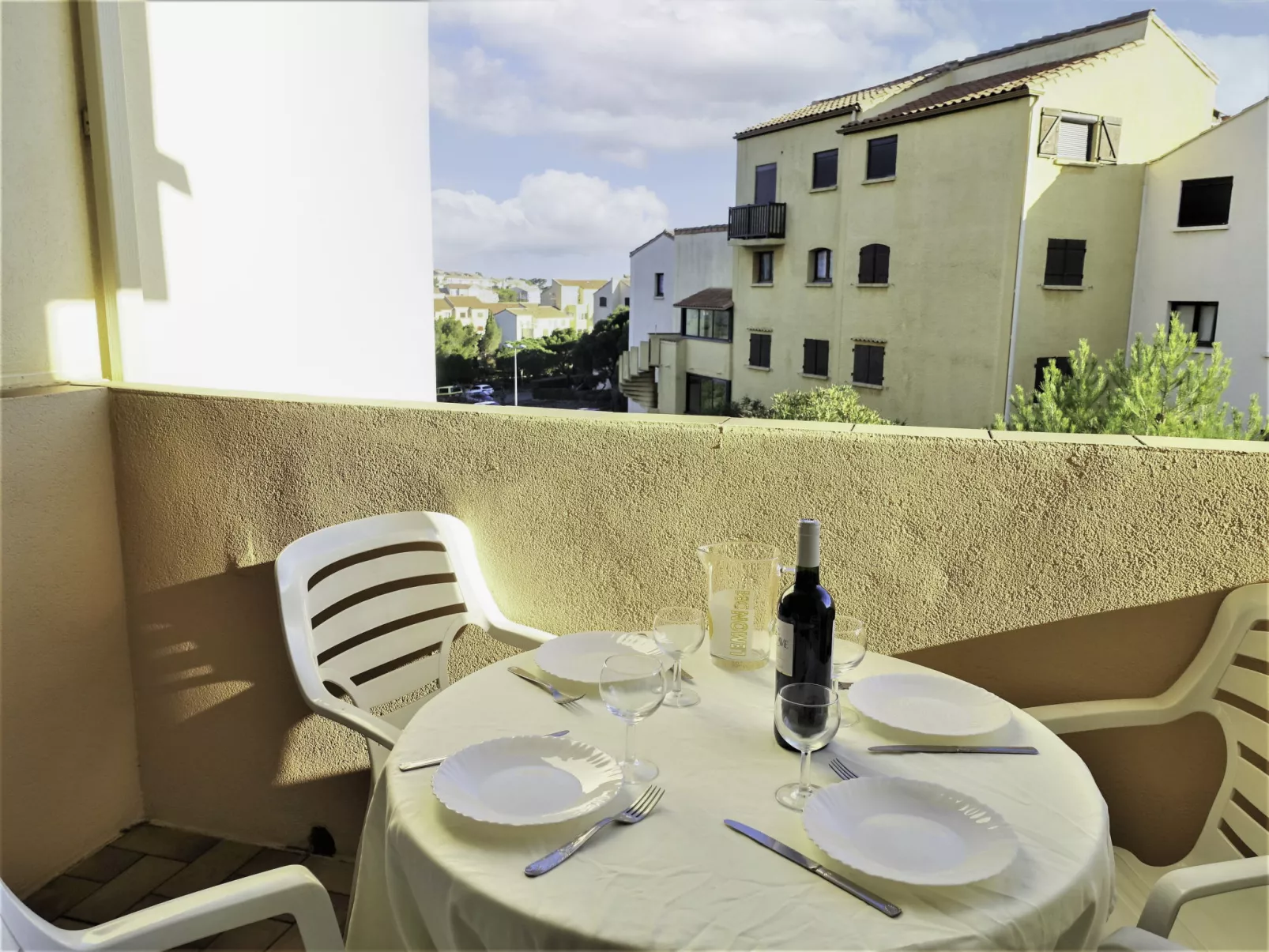 Pleine Vue sur Mer-Outside