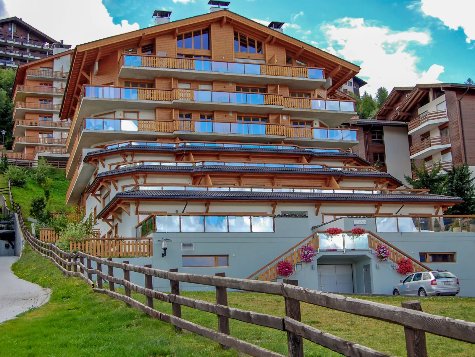 Cor des Alpes 16-Outside