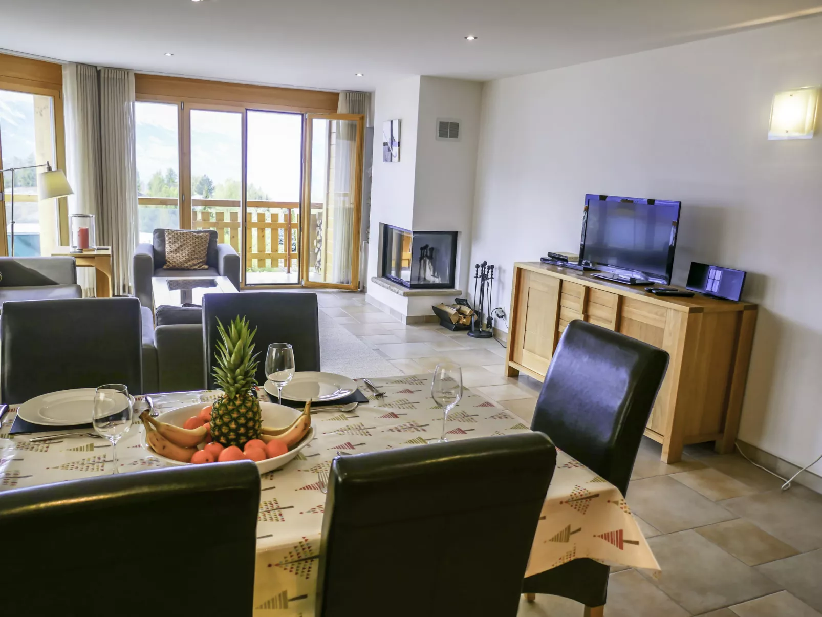 Cor des Alpes 16-Inside