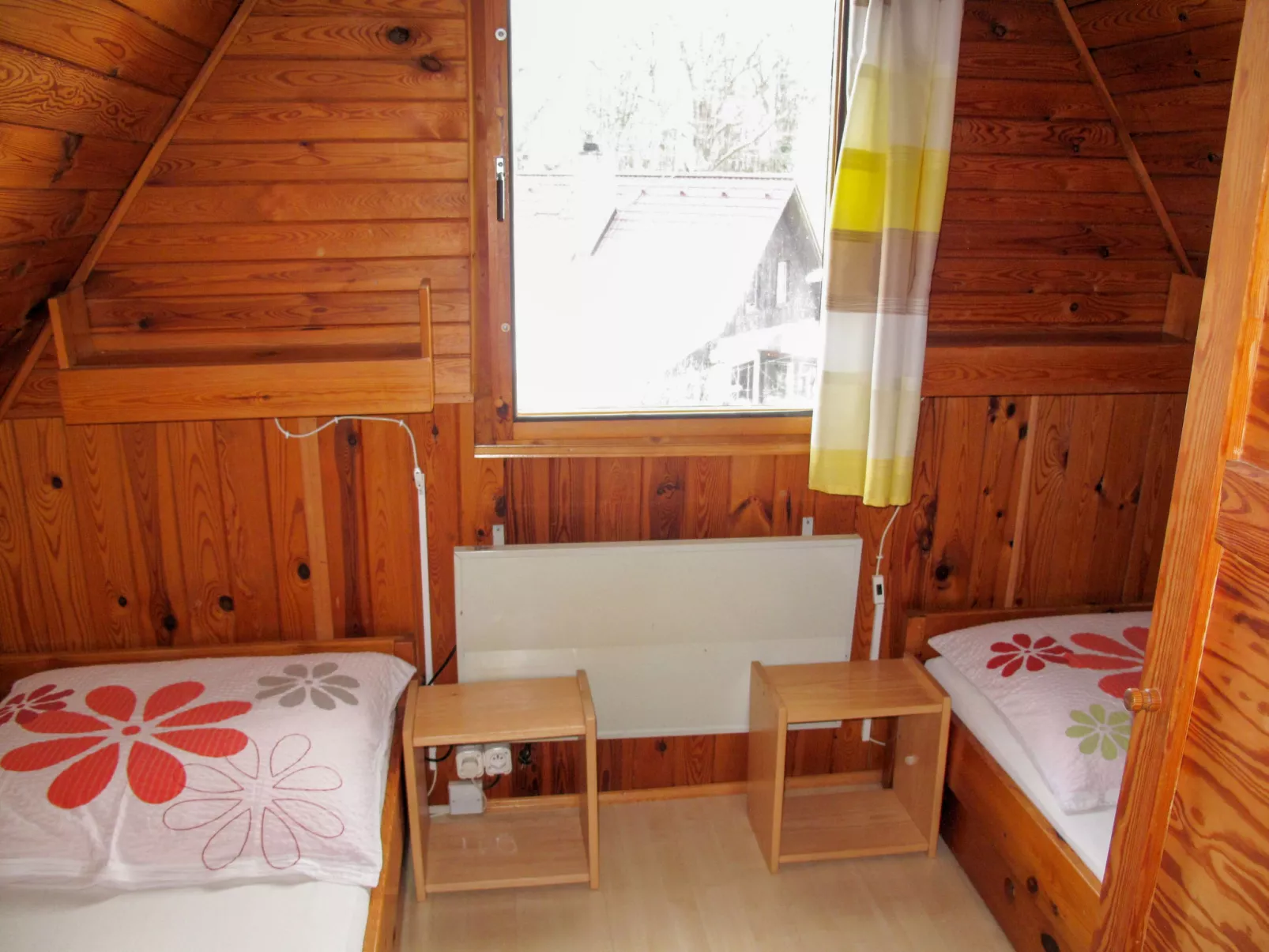 Dehtáře-Inside