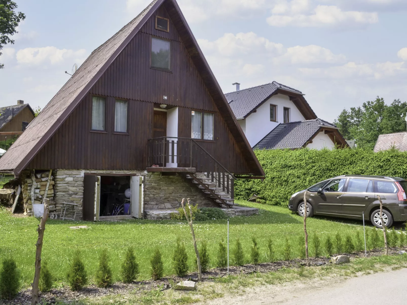 Dehtáře-Outside