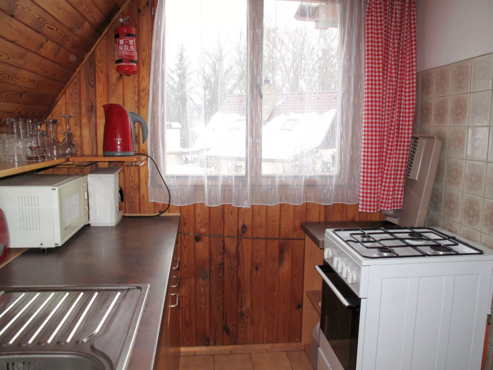 Dehtáře-Inside