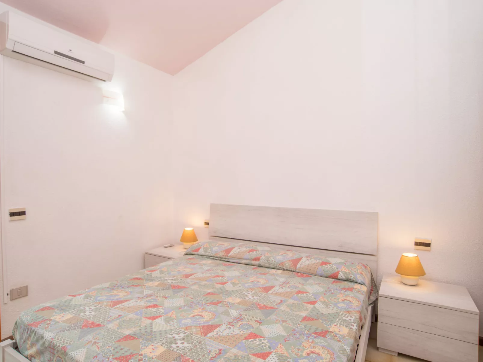 Residence Delphino (REI250)-Inside
