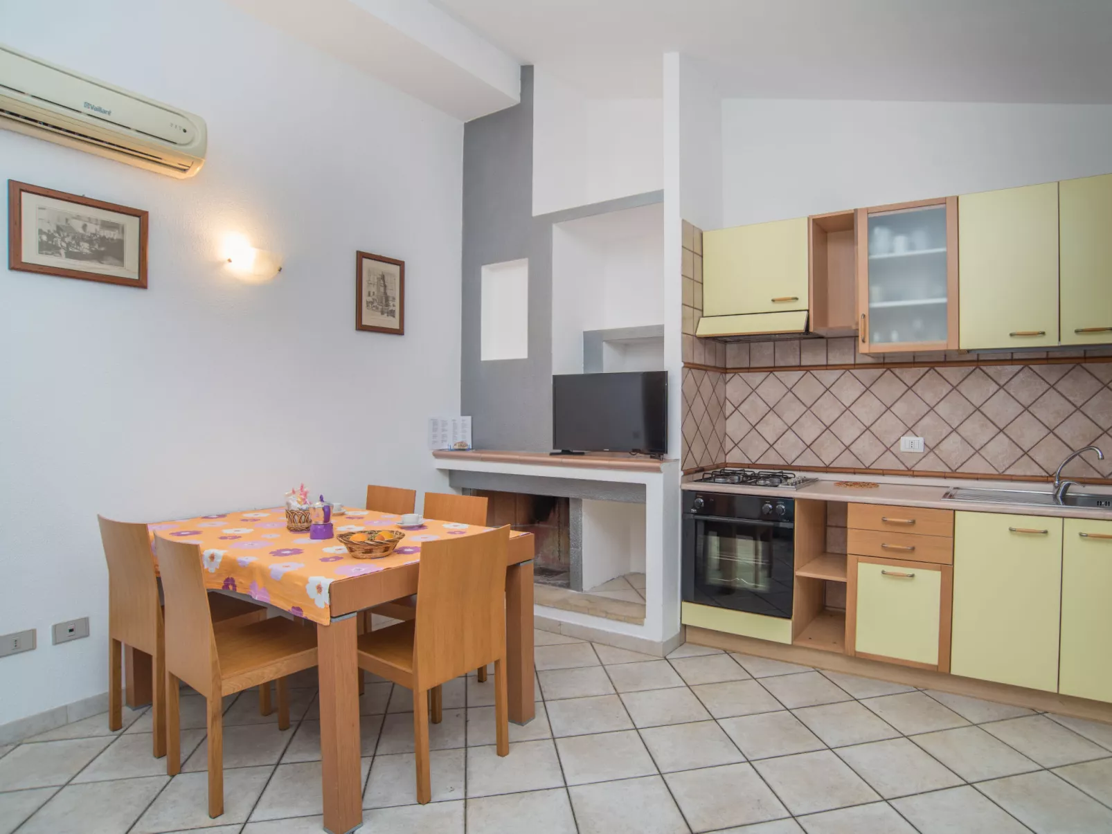 Residence Delphino (REI255)-Inside