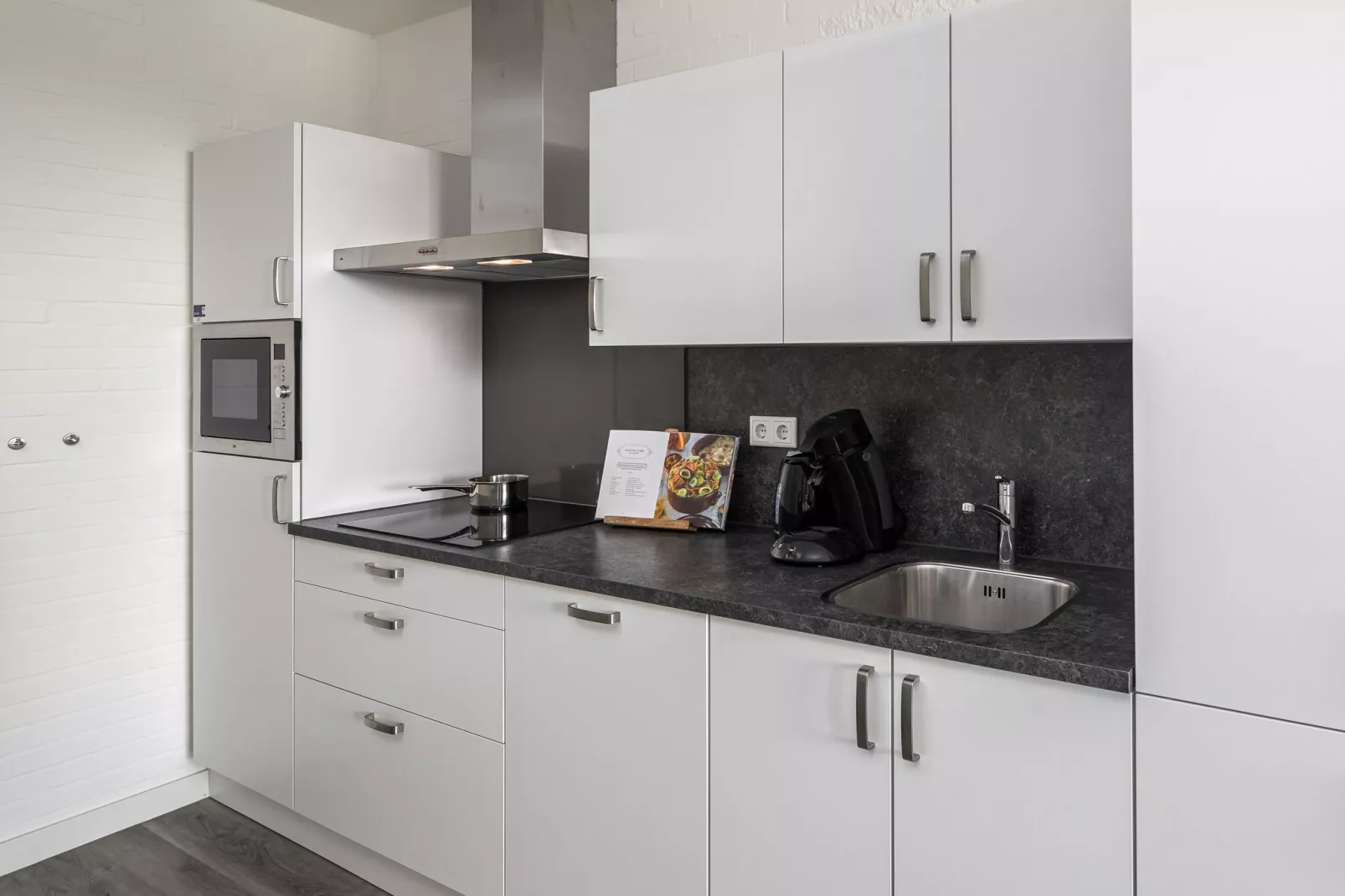 Aquadelta 41-Kitchen