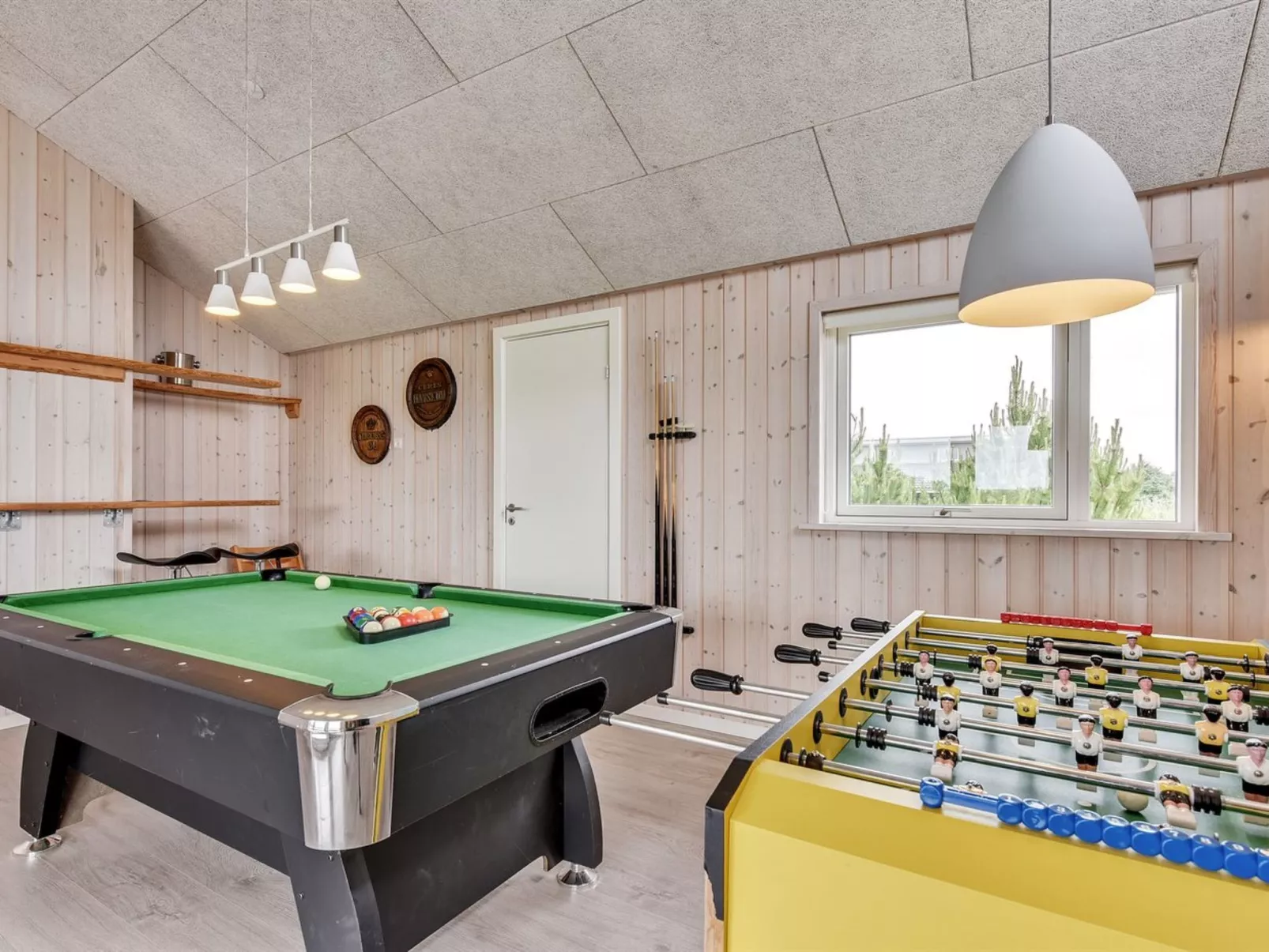 "Luzia" - 1.2km from the sea-Inside