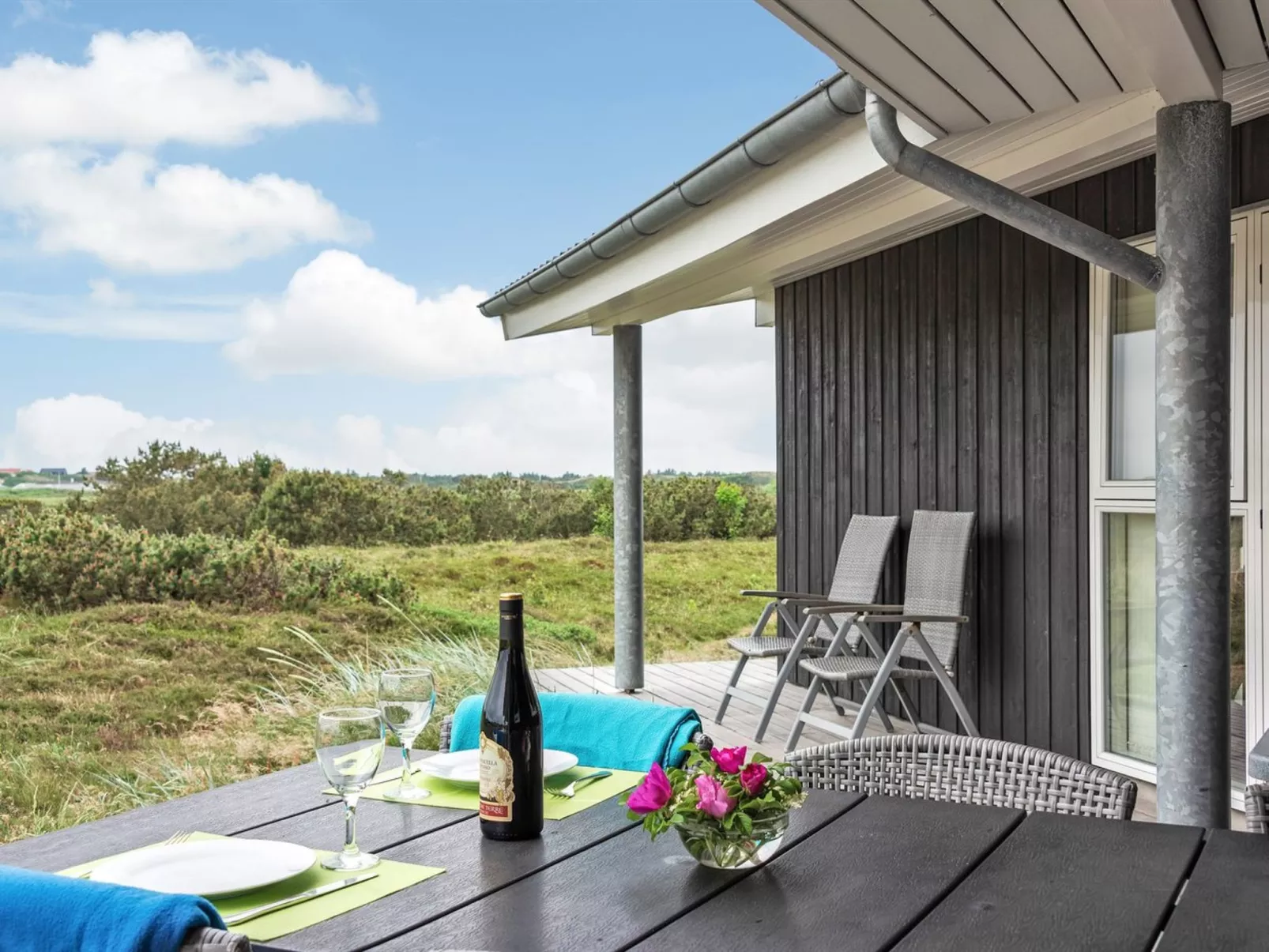 "Luzia" - 1.2km from the sea-Outside