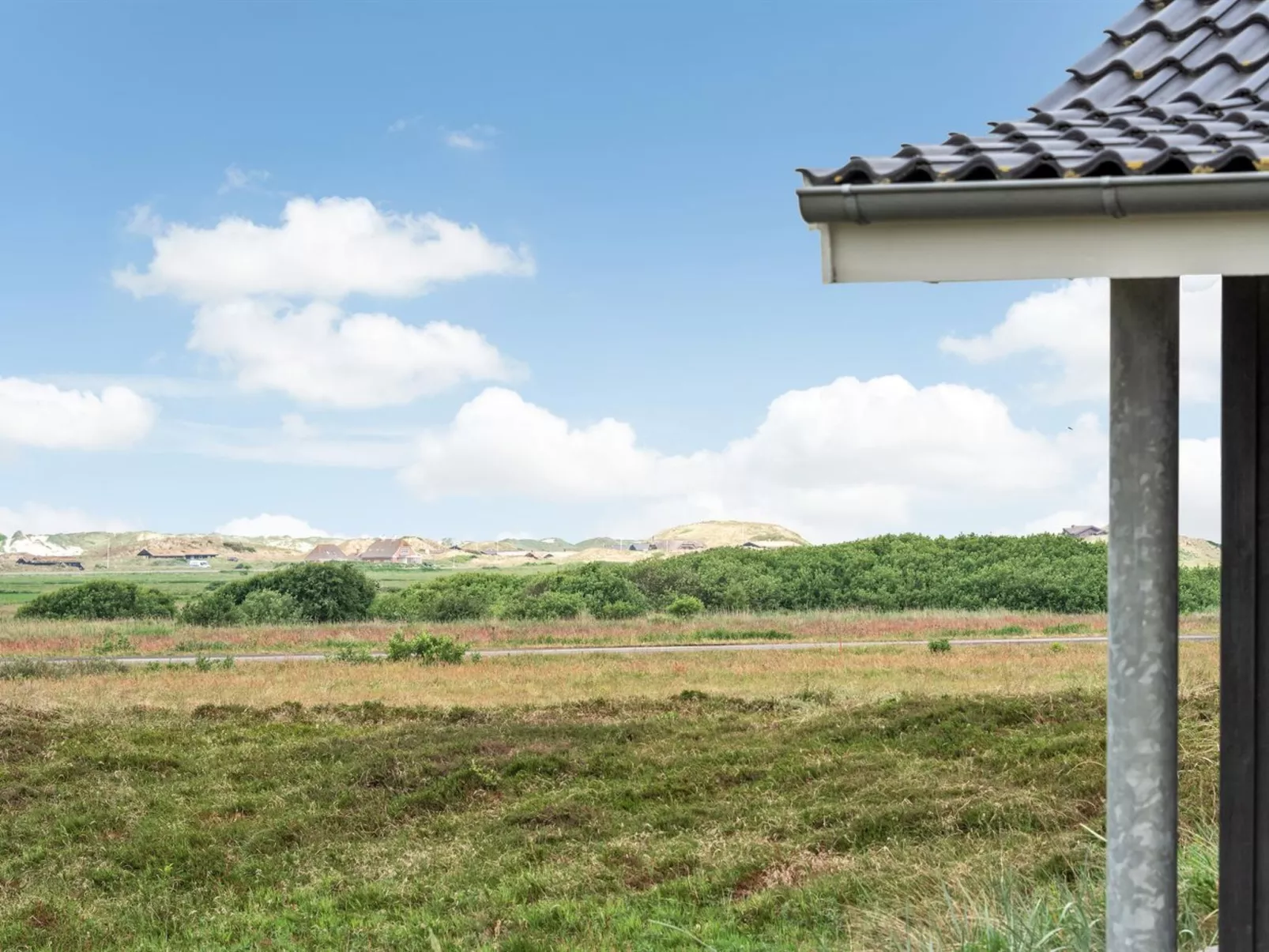 "Luzia" - 1.2km from the sea-Outside