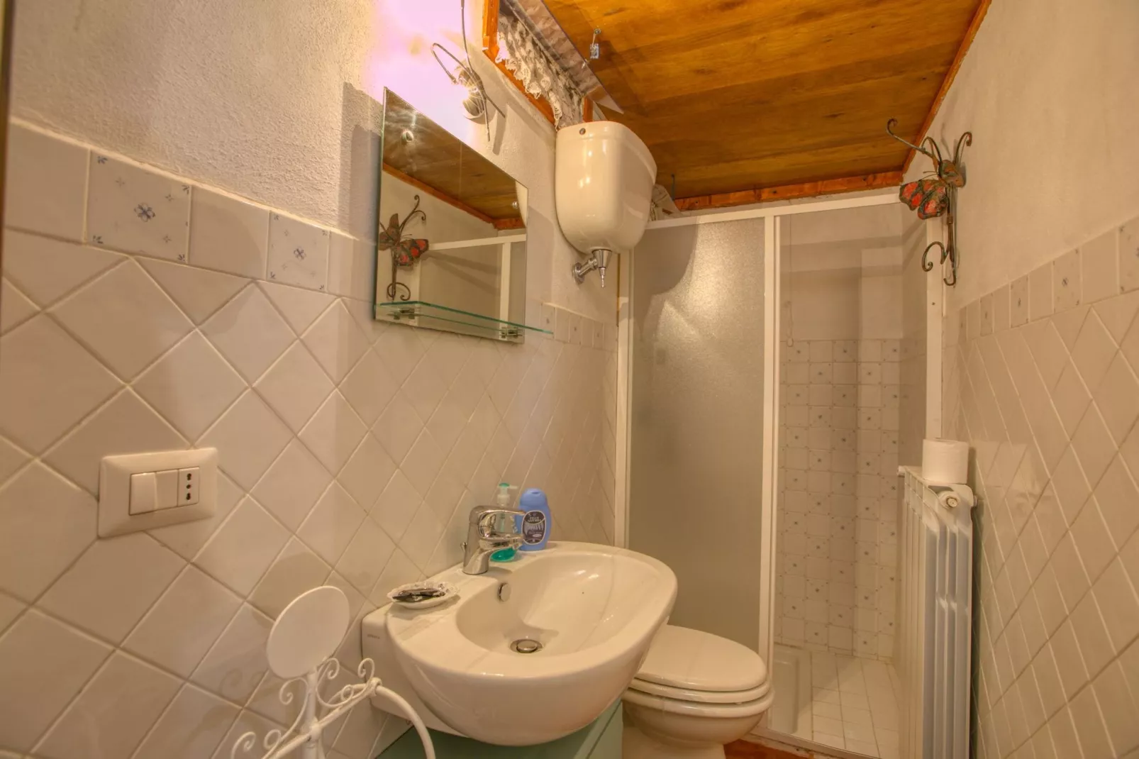 Villa Giuli-Bathroom